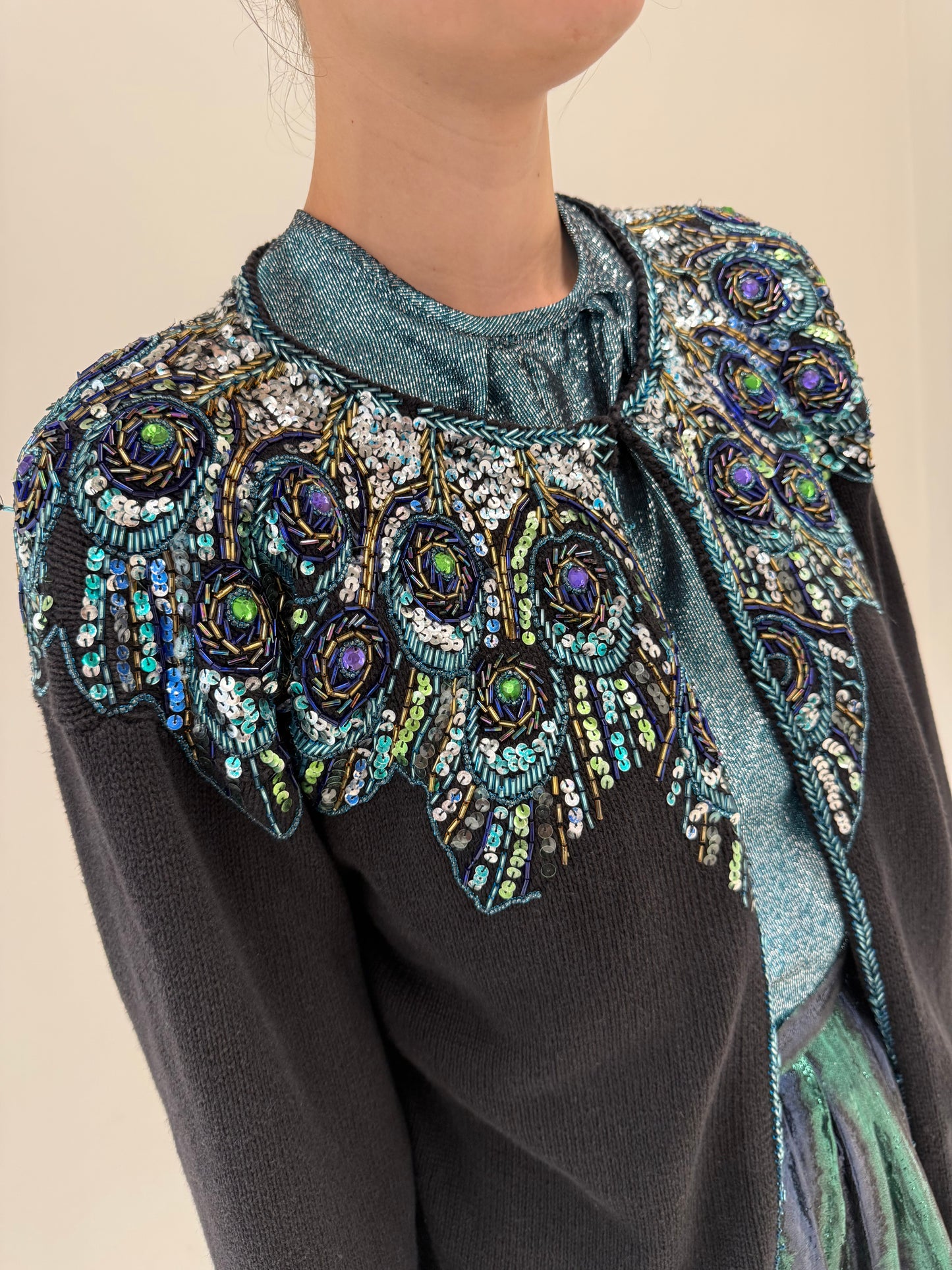 Cardigan italian vintage bijuterie din ramie și bumbac cu aplicații manuale excepționale