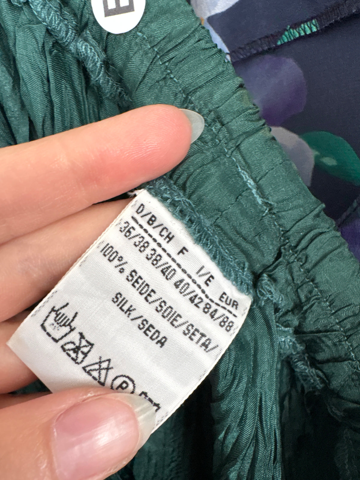 Fustă maxi din mătase naturală no iron dark green cu talie elastică ultra înaltă