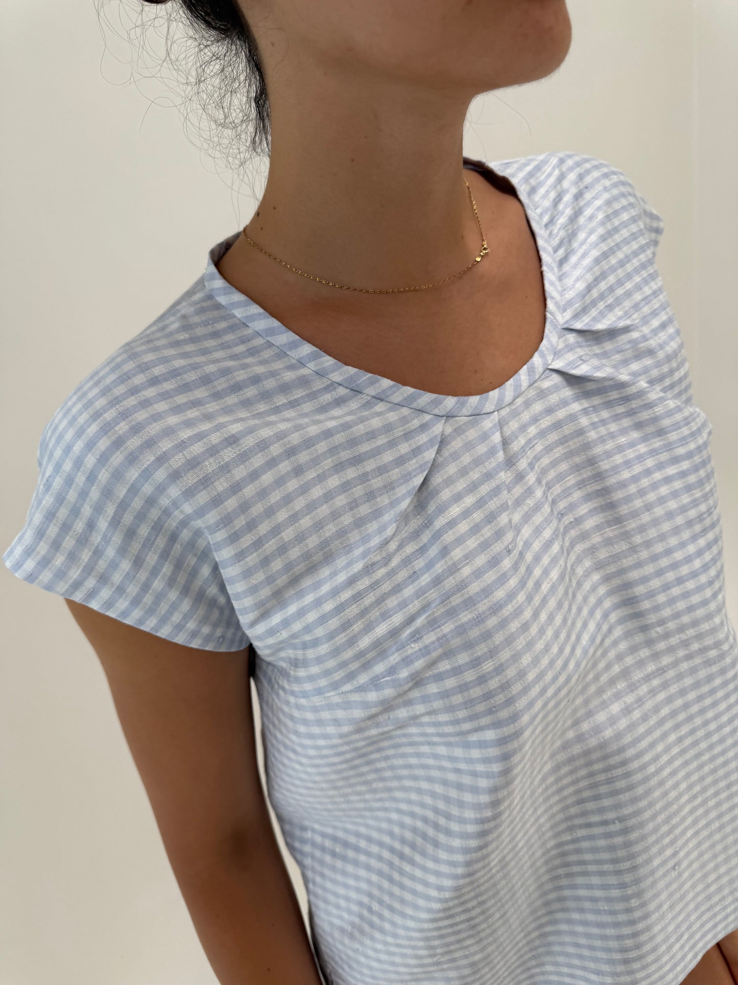 Top gigham dusty baby blue din mătase naturală dupioni in croi lejer
