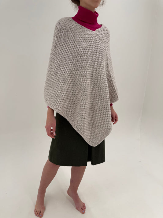 Capa din tricot texturat de lana extrafina excepțională silver gray