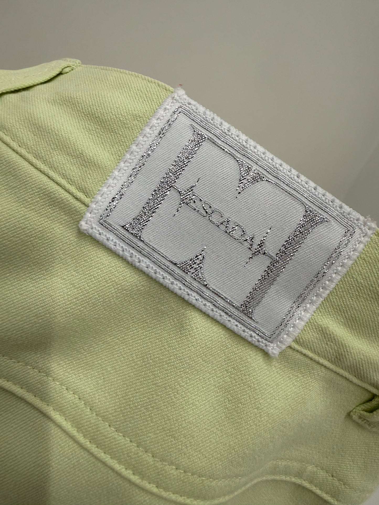 Pantaloni capri Escada ultra confort pale green cu talie ultra înaltă
