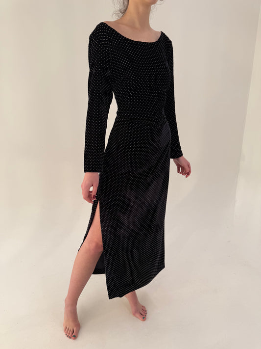 LBD vintage maxi cu buline texturate ivoire și decolteu bărcuță din catifea