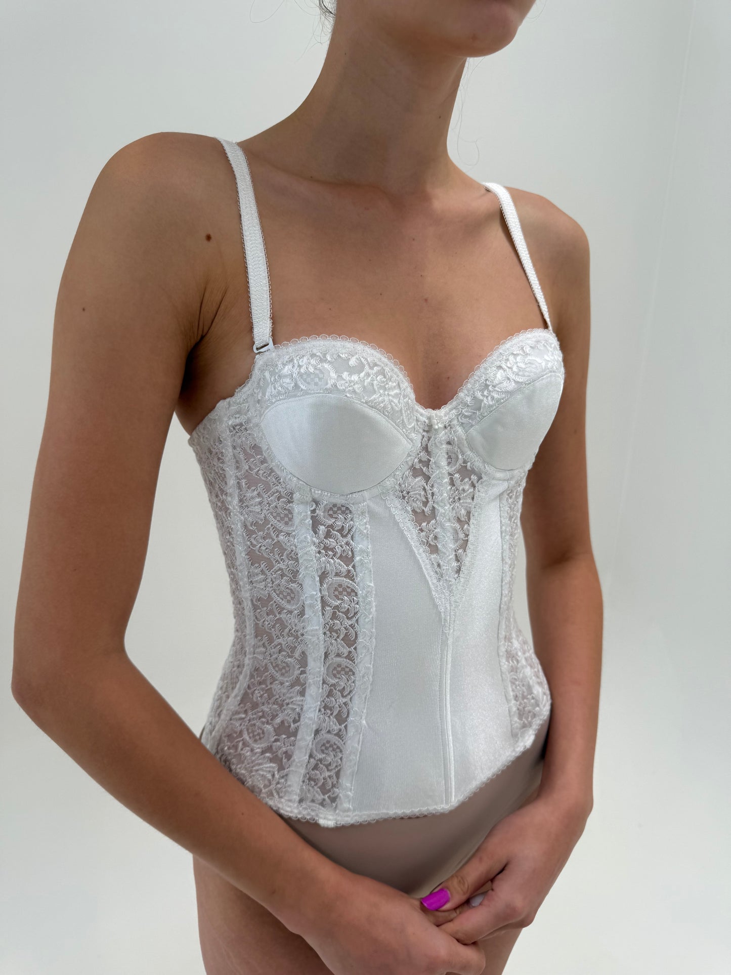 Corset cu bretele desabile și cupe preformate modelator