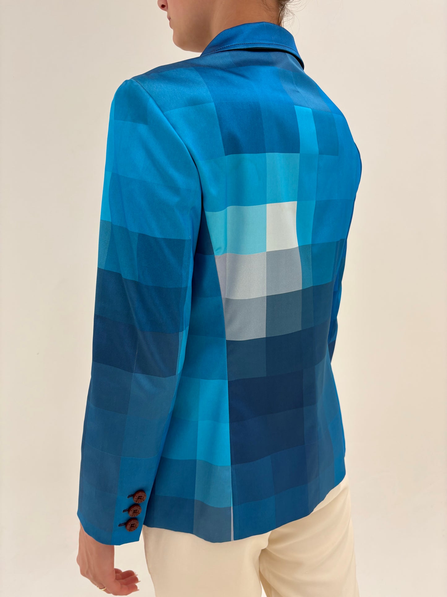 Sacou Moschino de vară în nuanțe superbe de albastru
