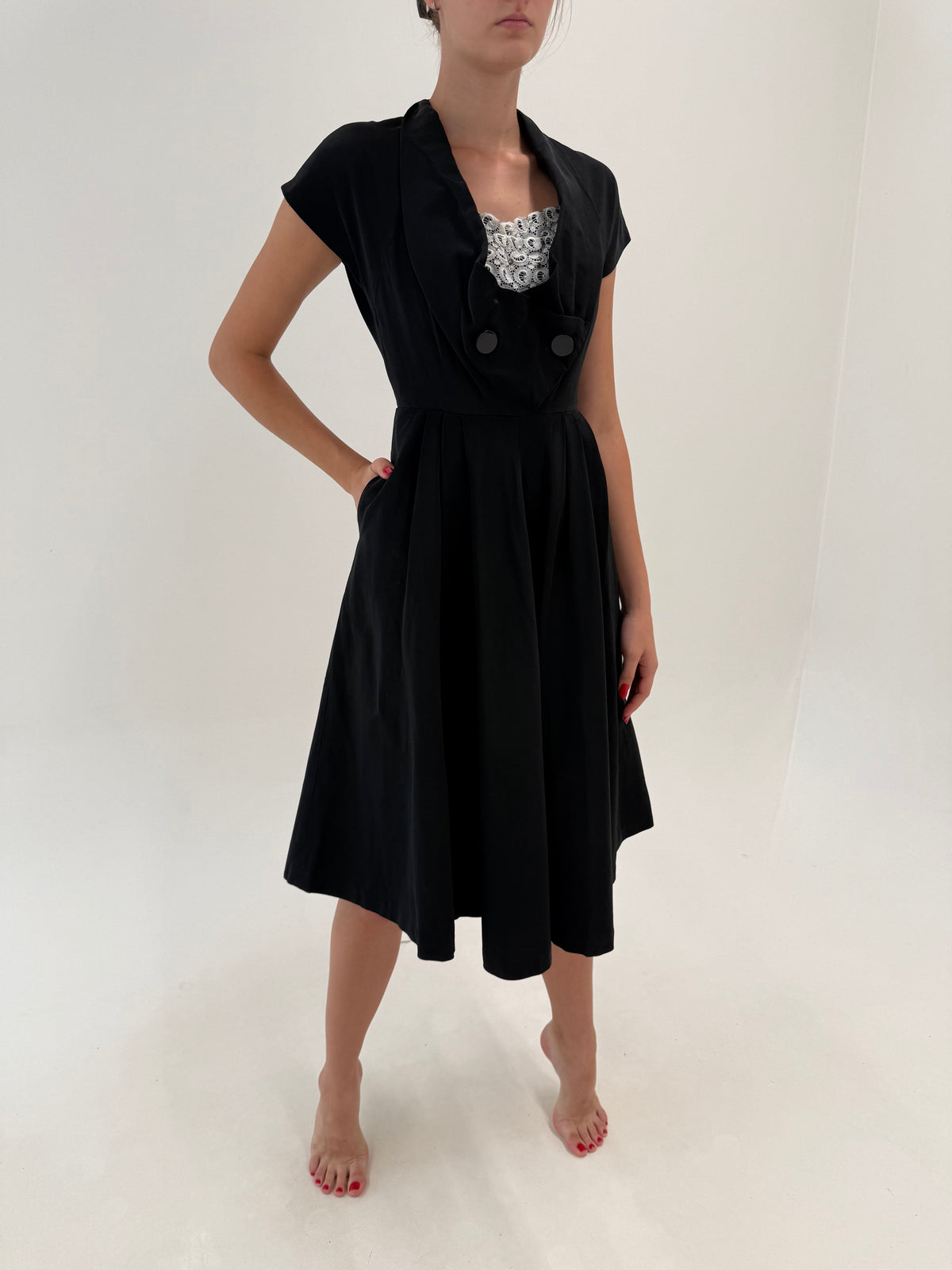 LBD old vintage 1958–1965 New Look din faille cu dantela macrame