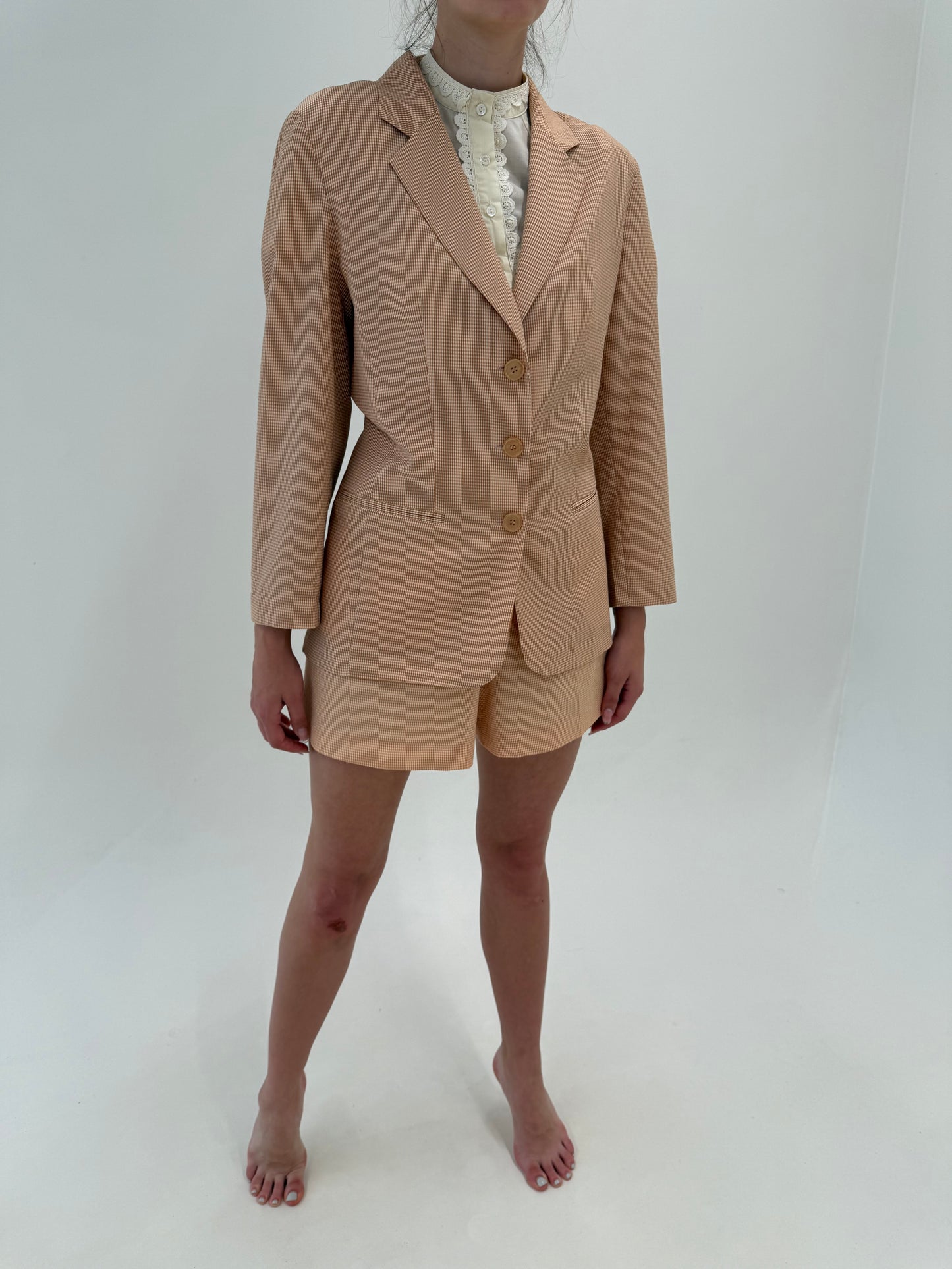 Costum chic gingham de vară din pânză fină camel