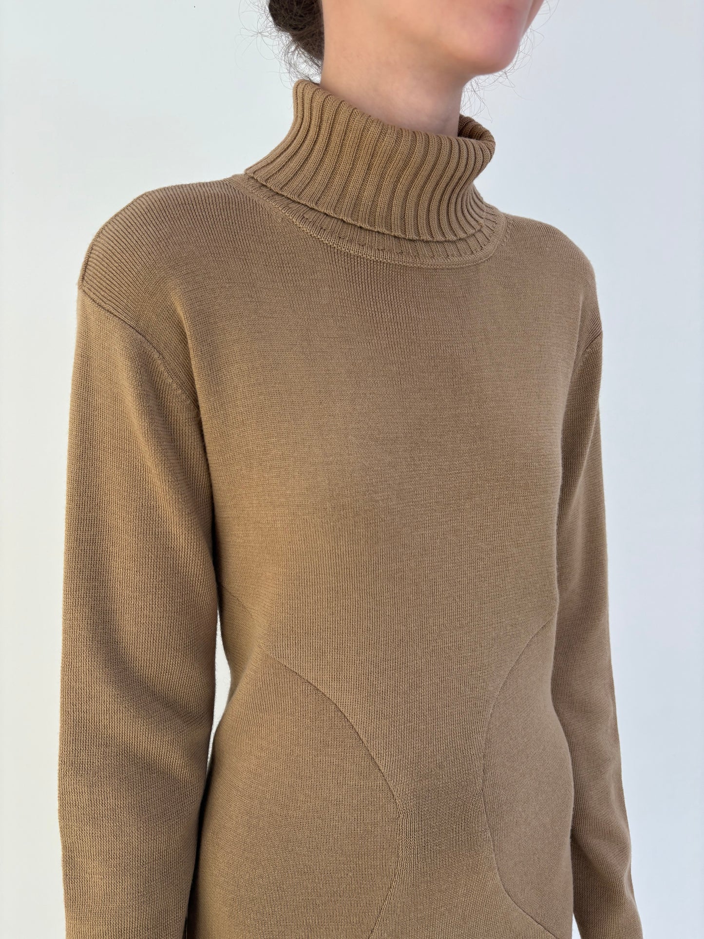 Rochie maxi camel tip Maleta din lana merino extrafina de gramaj mare