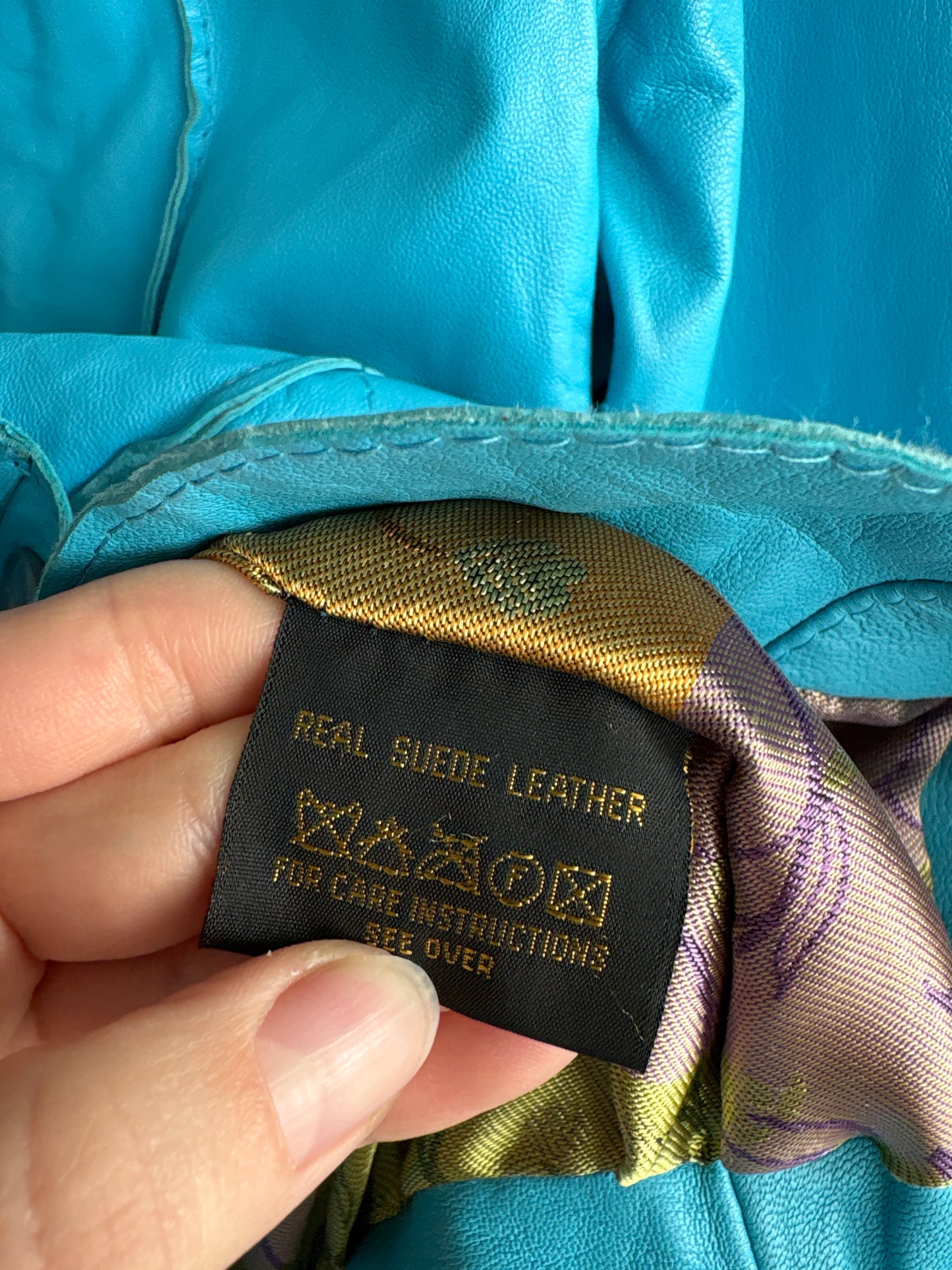 Sacou turcoaz din cea mai fină și moale piele naturală în croi cambrat