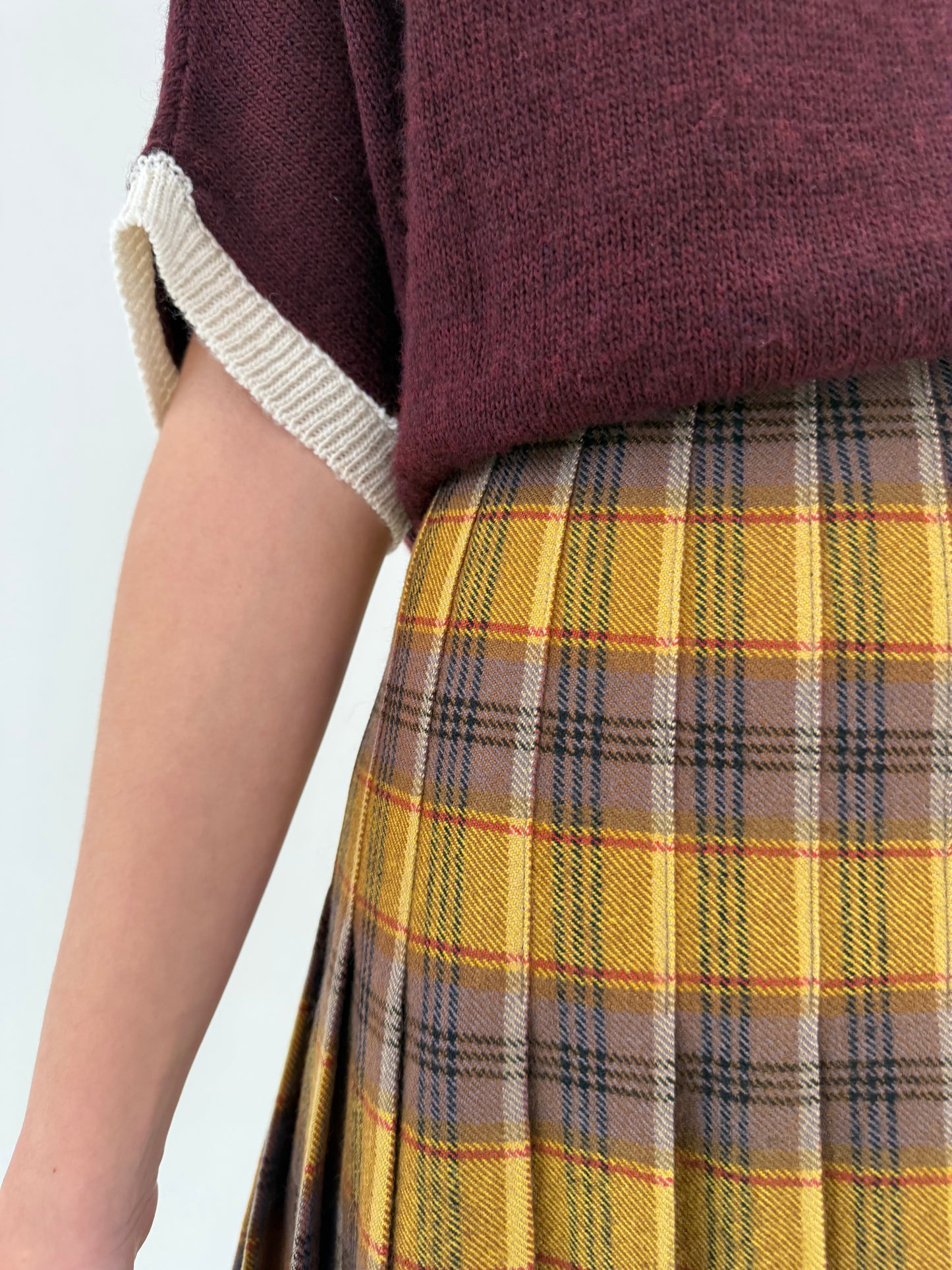 Fustă vintage plisată din Tartan de lana în culori superbe