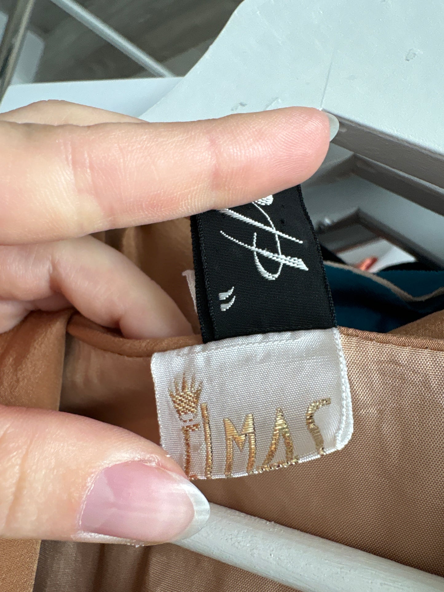 Rochie vintage camel din mătase naturală în croi de ani 50