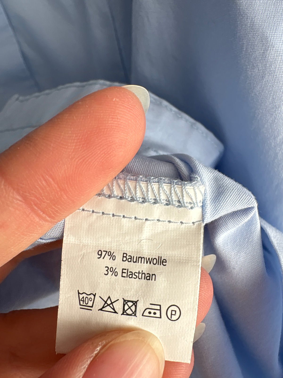 Cămașa clasică baby blue în croi ușor cambrat din poplin premium de bumbac