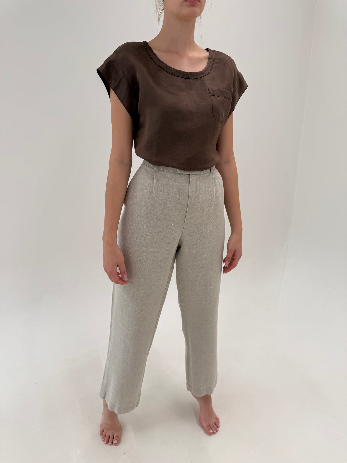Pantaloni sand nude din pânză excepțională de in cu talie ultra înaltă tall