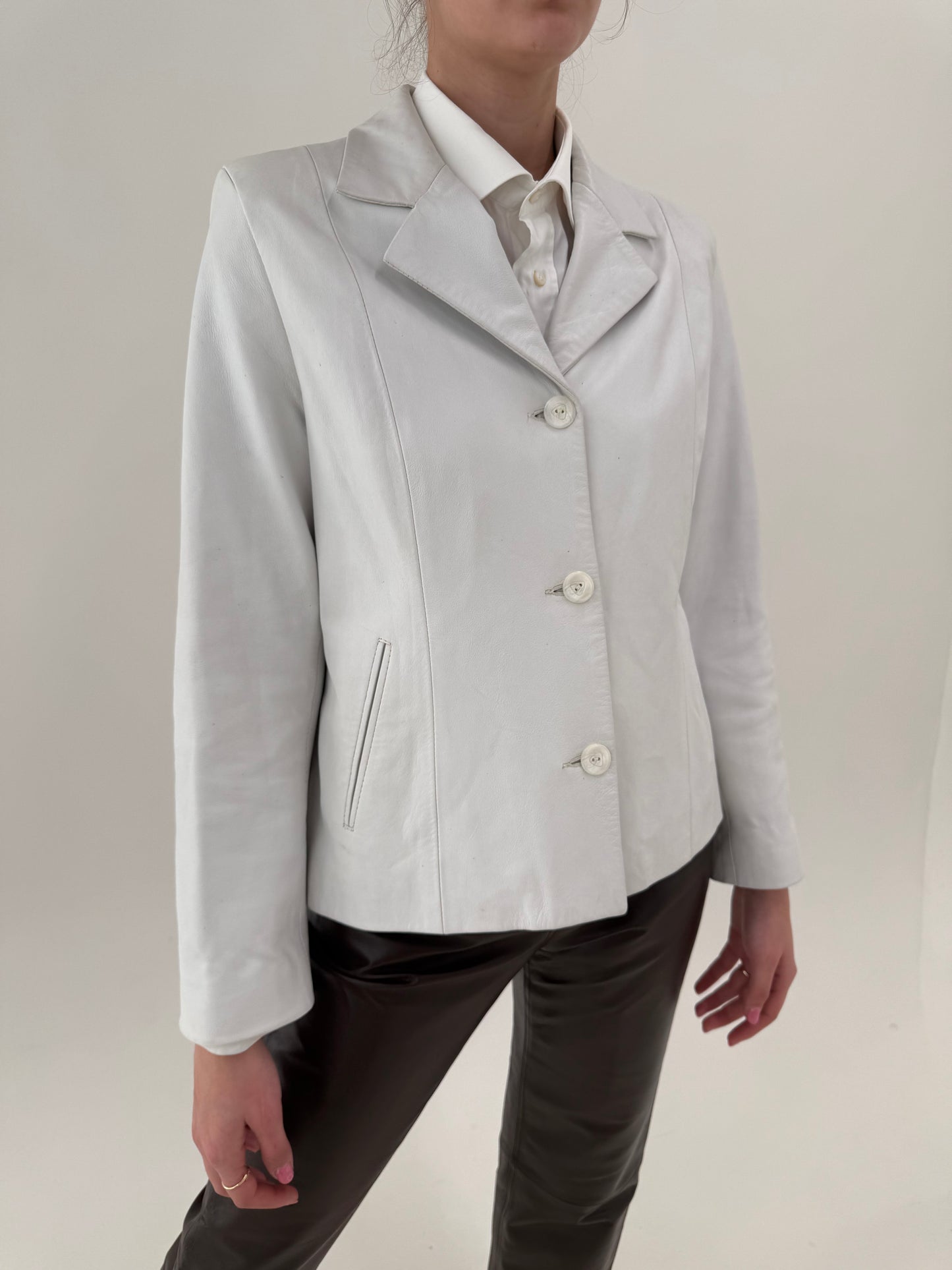 Sacou cambrat din piele naturală extrem de moale