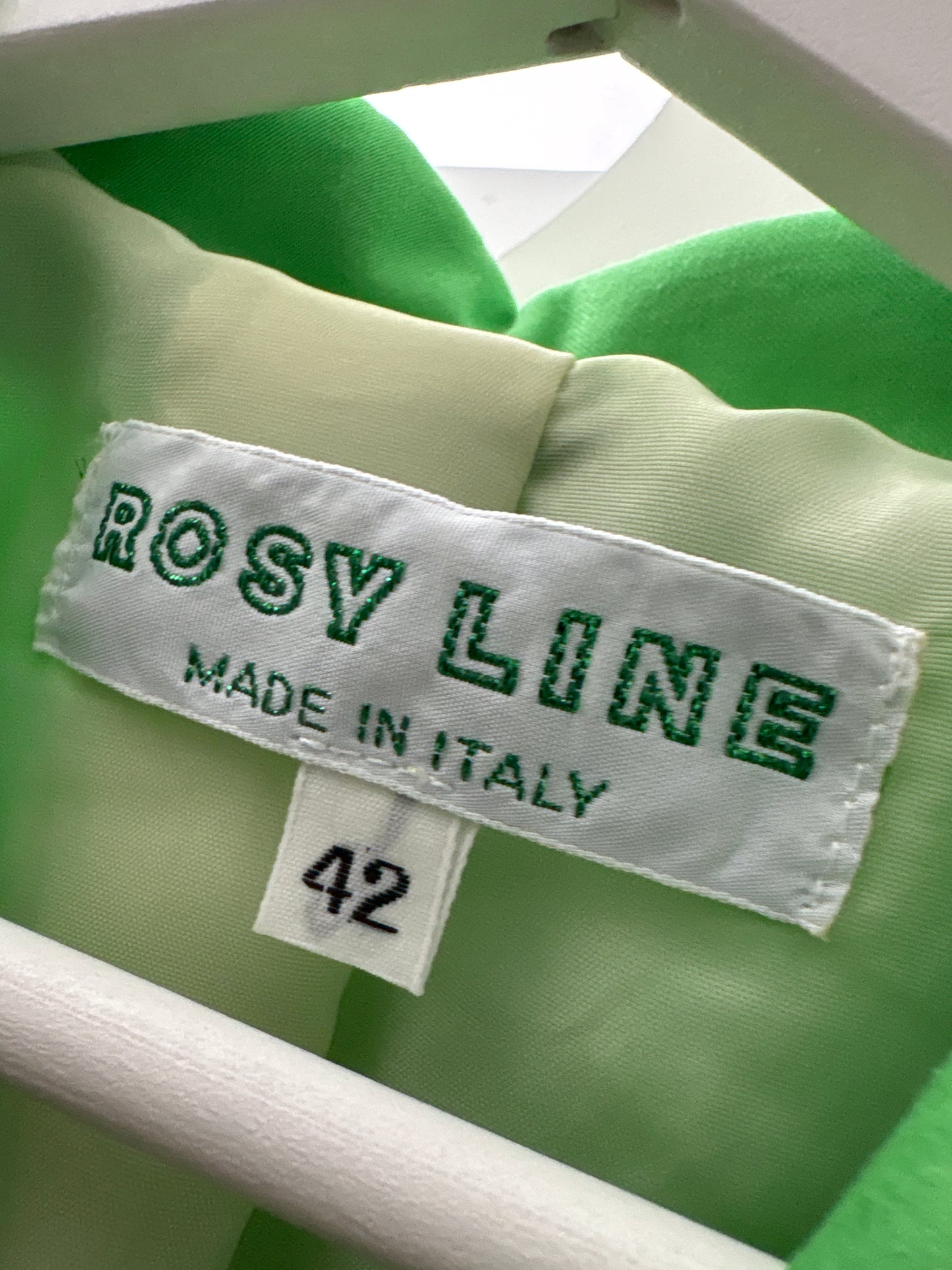 Sacou verde crud de vară în croi cambrat cu nasturi decorativi