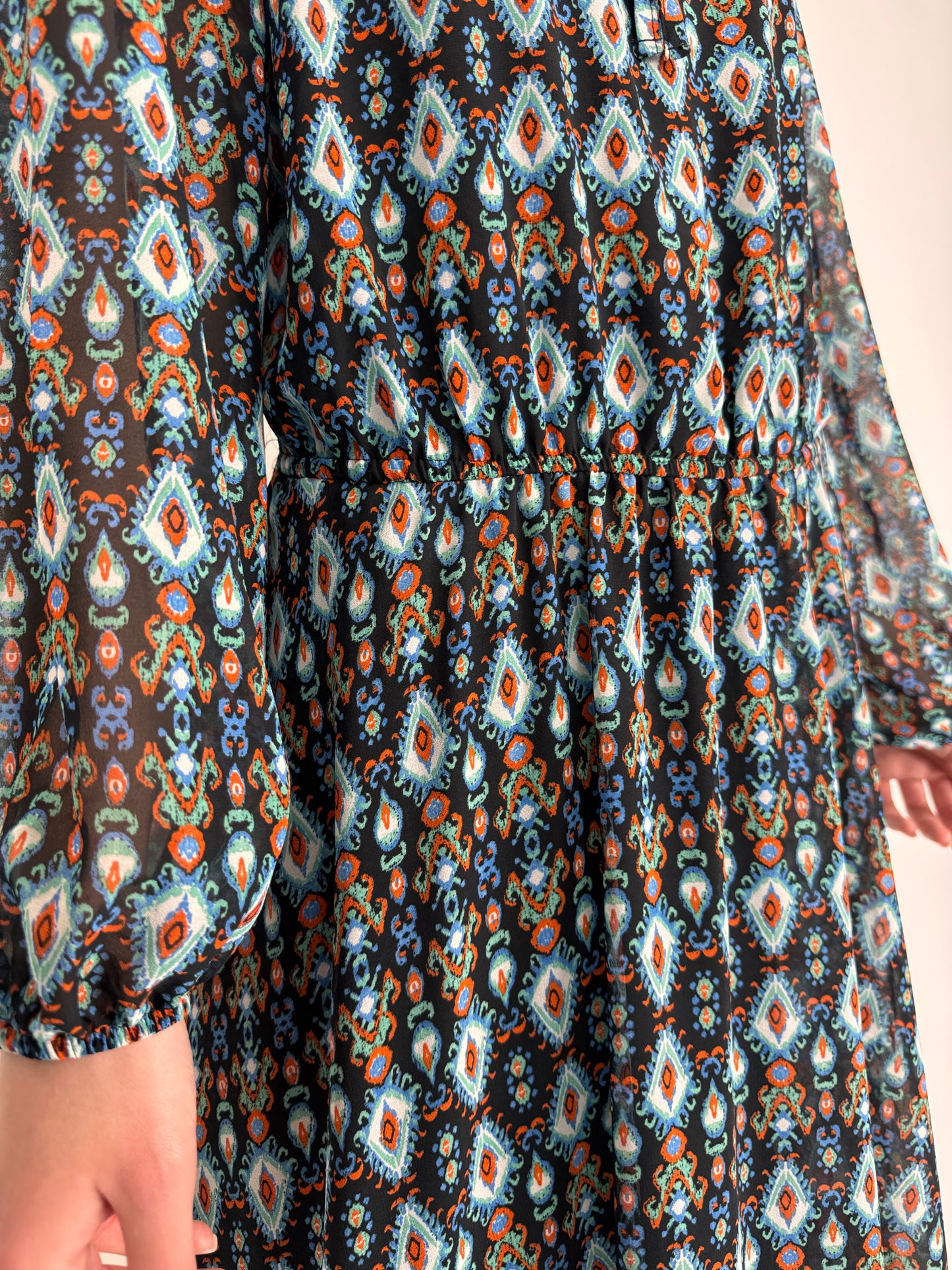 Rochie in stil anii 70 cu talie elastică