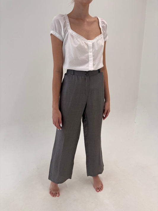 Pantaloni taupe brown din in ușor perlat în croi drept tall