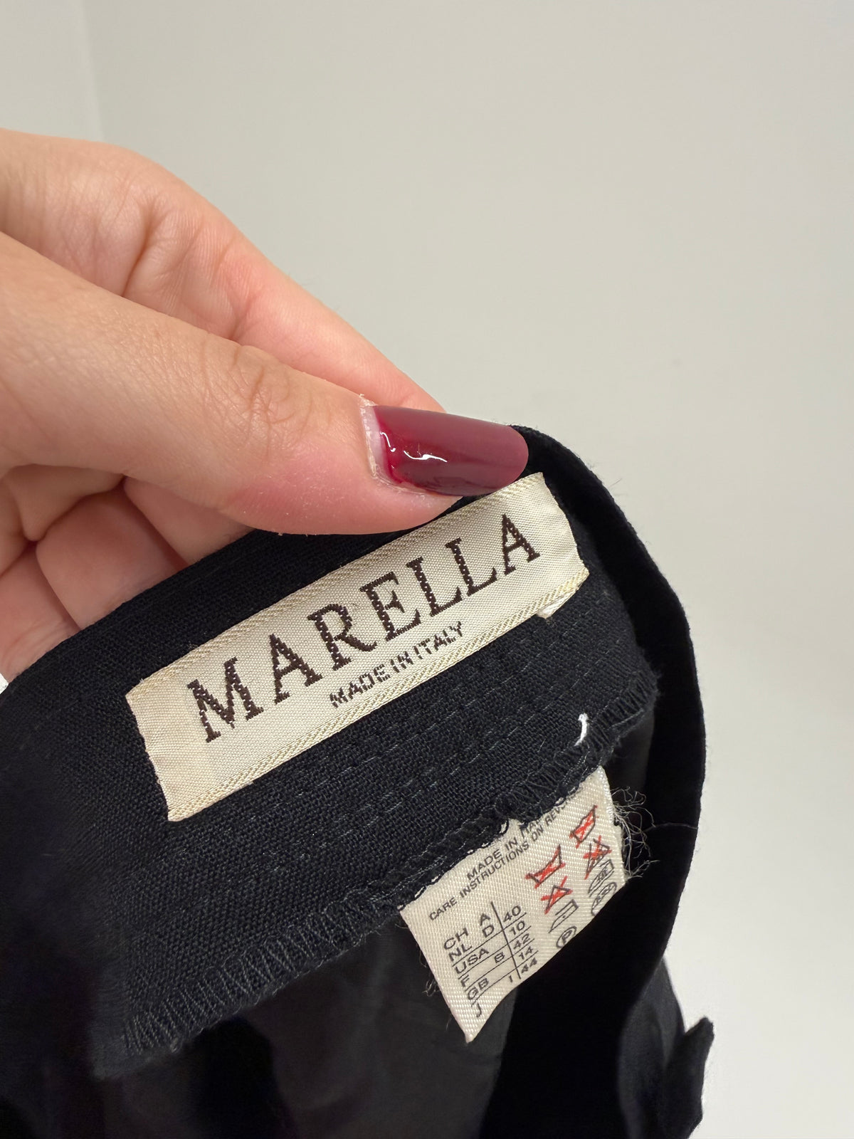Fustă Marella by Max Mara neagră în croi amplu cu talie ultra înaltă midi din lana extrafina