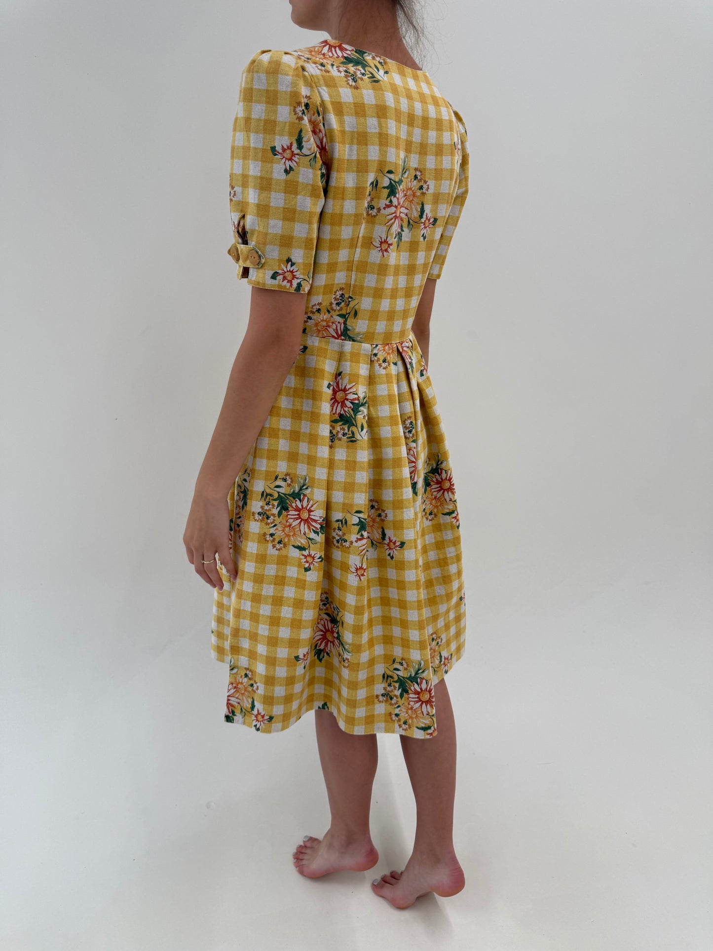 Rochie vintage din pânză excepțională de in cu corsaj și carouri