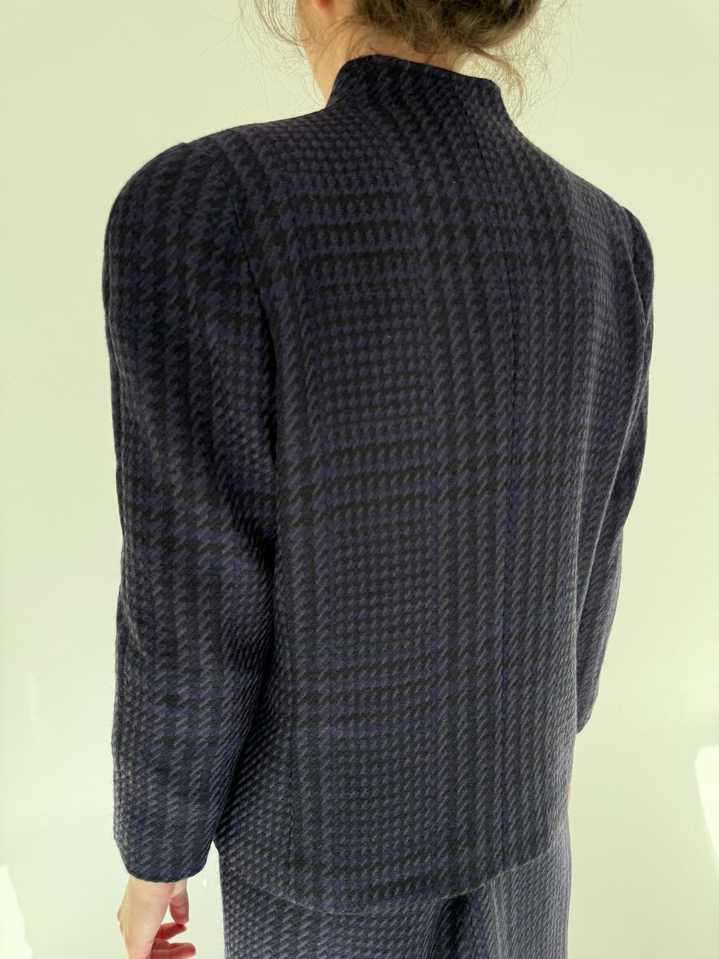 Set vintage din Tartan de lana pied du coq aubergine cu sacou cambrat