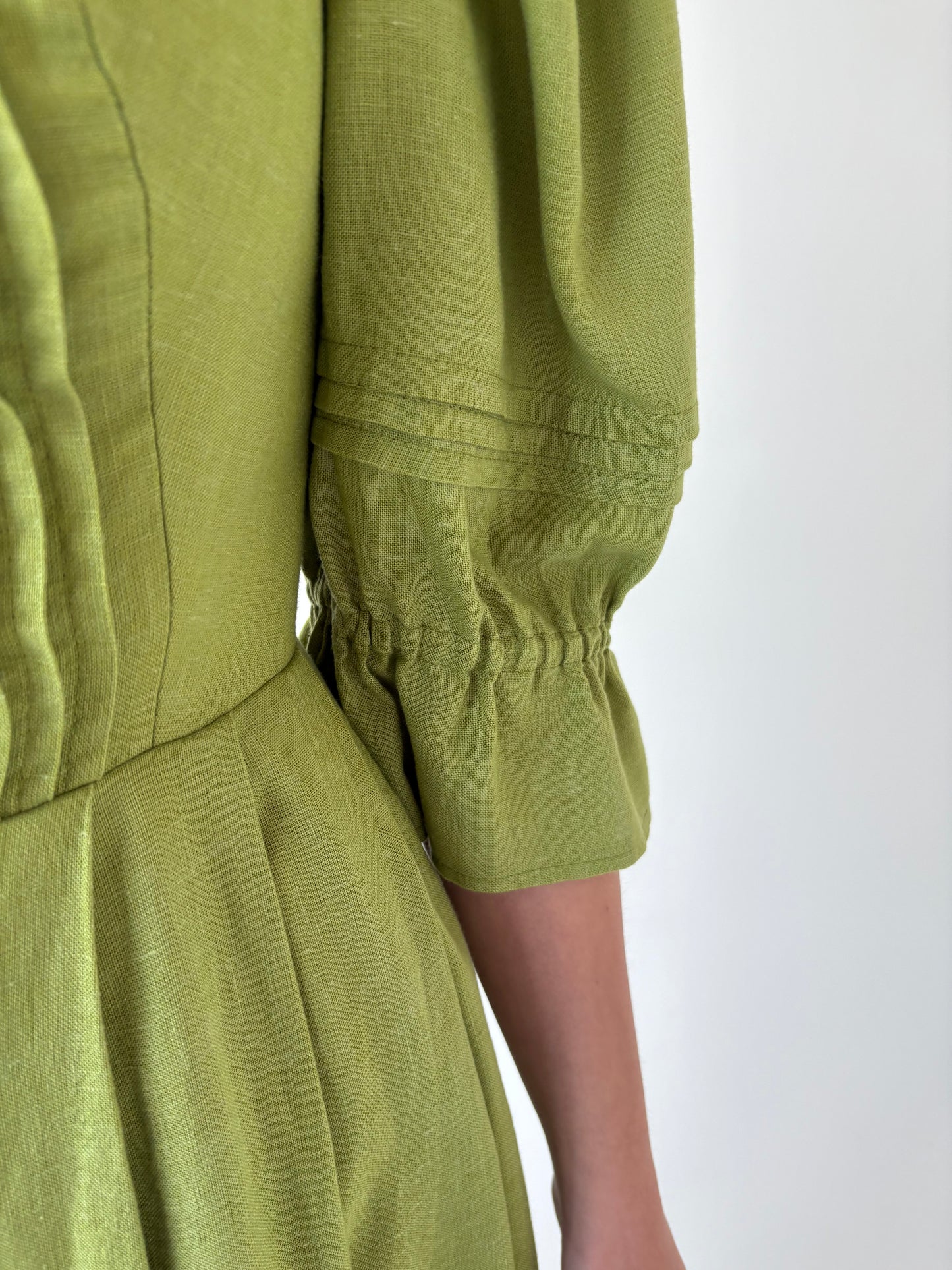 Rochie vintage seaweed green din in moale excepțional cu corsaj