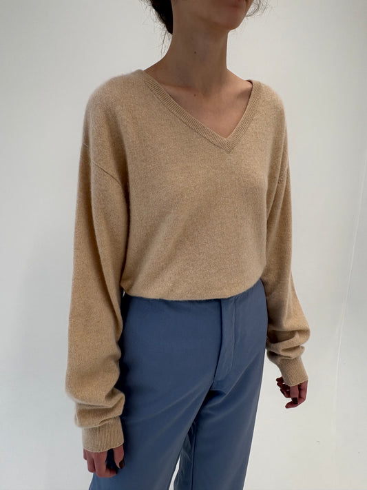 Pulover tall camel din cașmir luxury în croi lejer și anchior