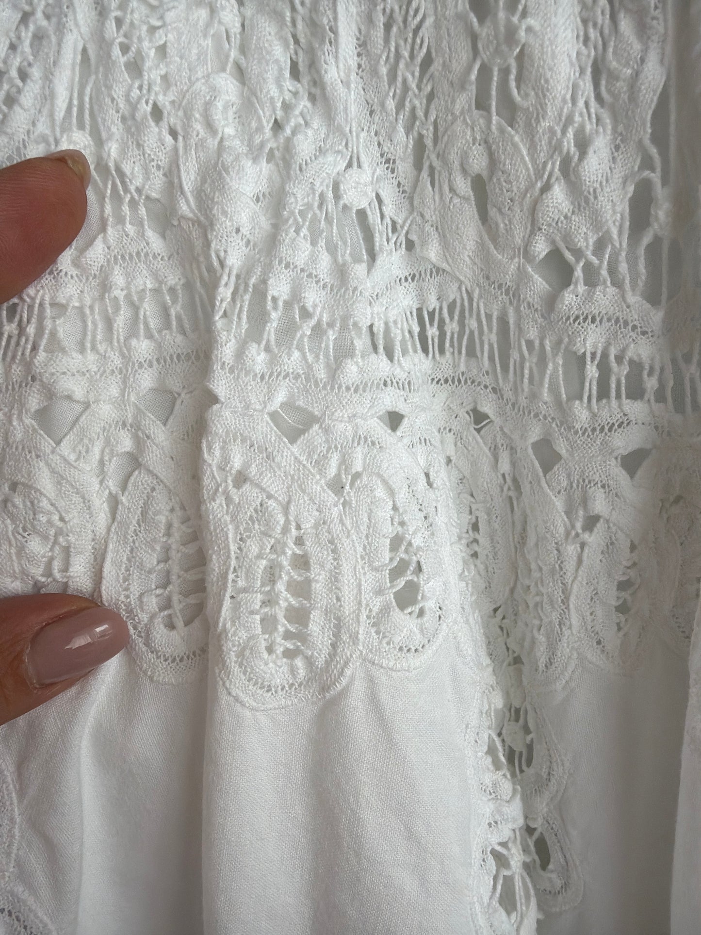Fustă excepțională cu broderie manuală extrem de elaborată din pânză