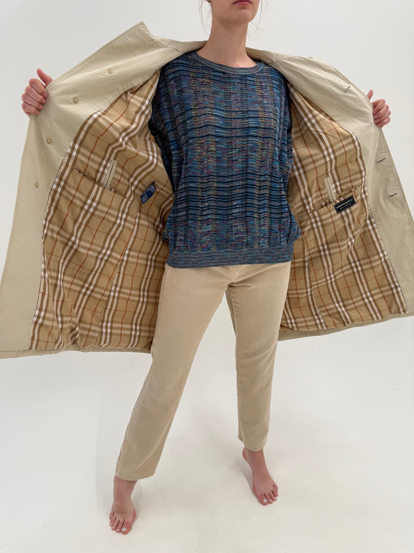 Trench Burberry vintage din garbardina de vară
