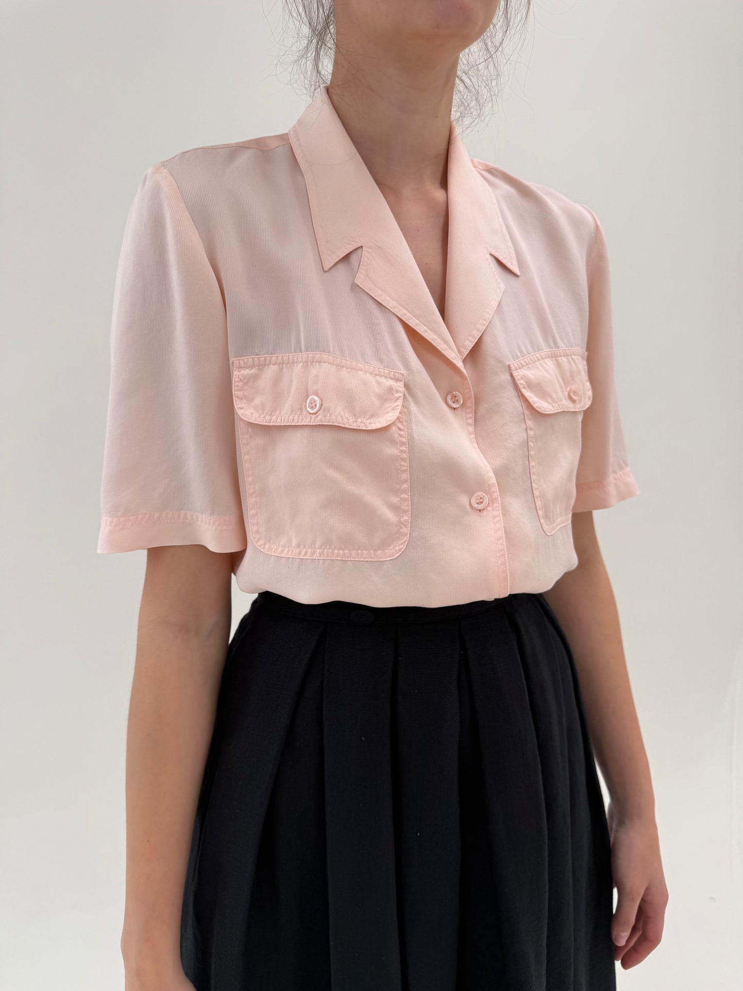 Cămașa powder Pink din mătase naturală texturată în croi oversized