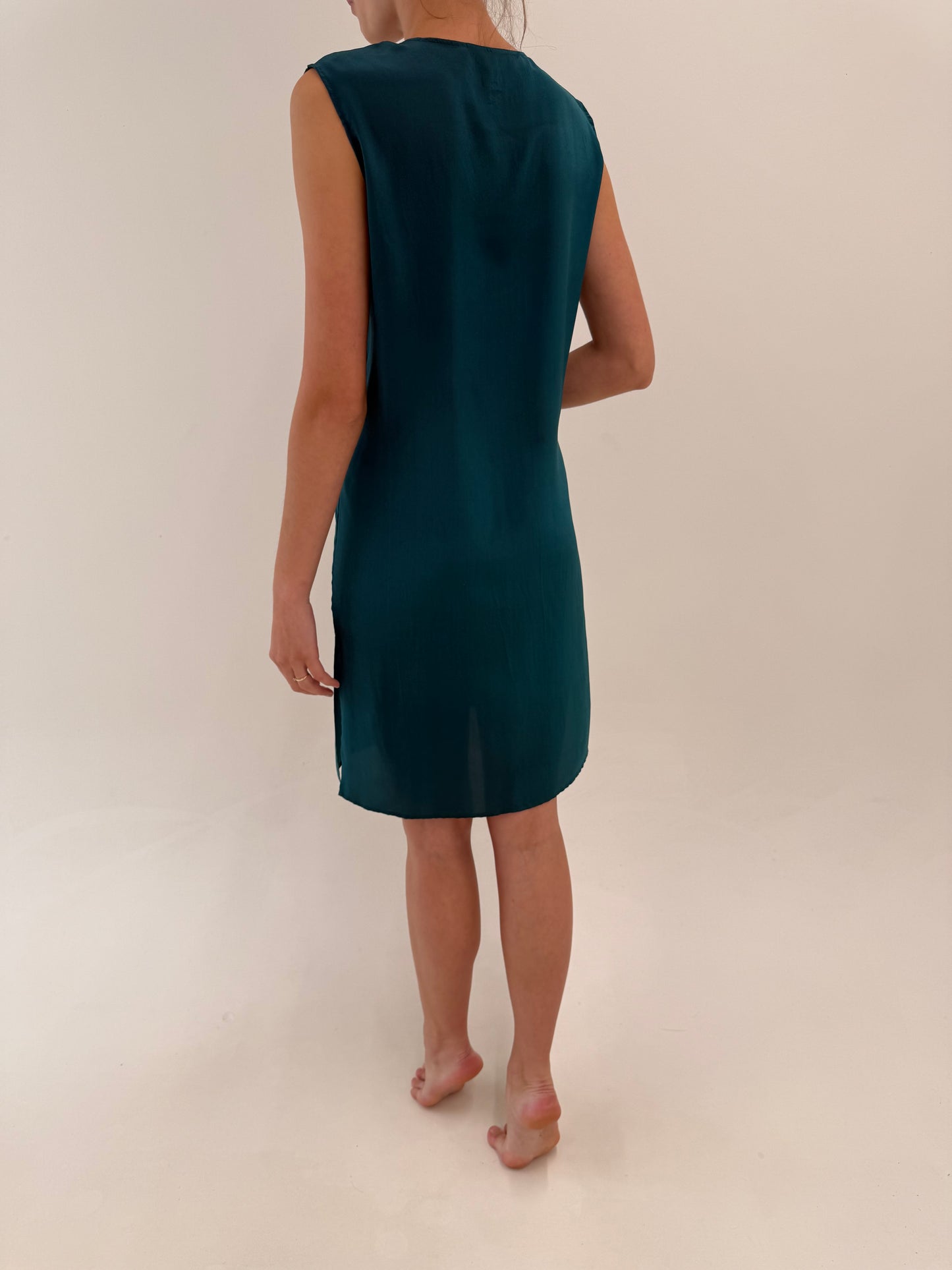 Rochie din mătase naturală ocean blue cu print floral superb în croi minimalist