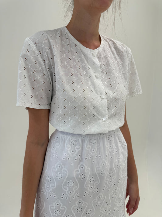 Top vintage din bumbac premium integral cu broderie anglaise