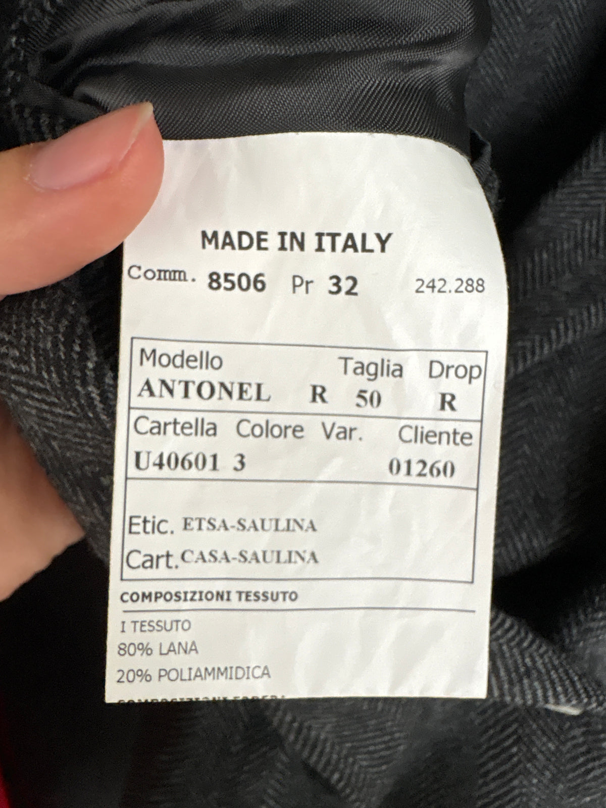Sacou italian cu închidere dublă din stofă de lana Chevron negru și alb