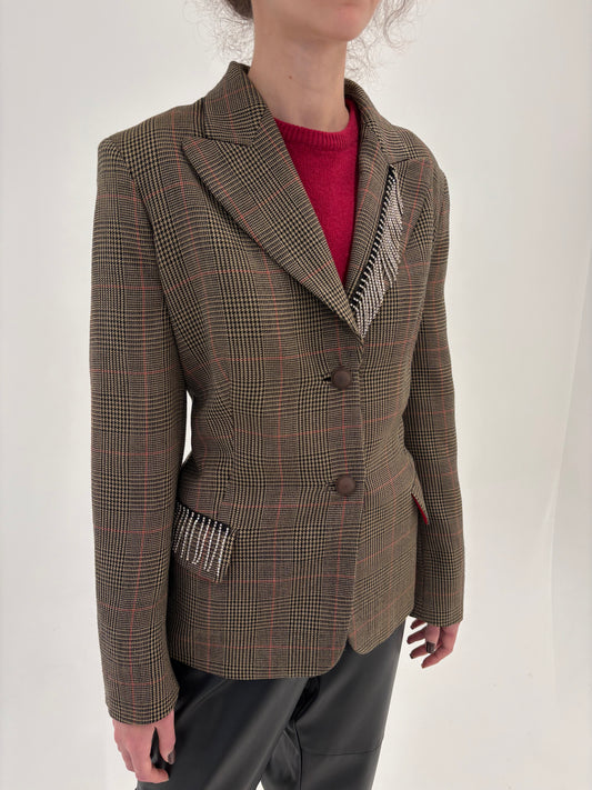 Sacou cambrat camel din lana în carouri pied de coq cu franjuri de cristale