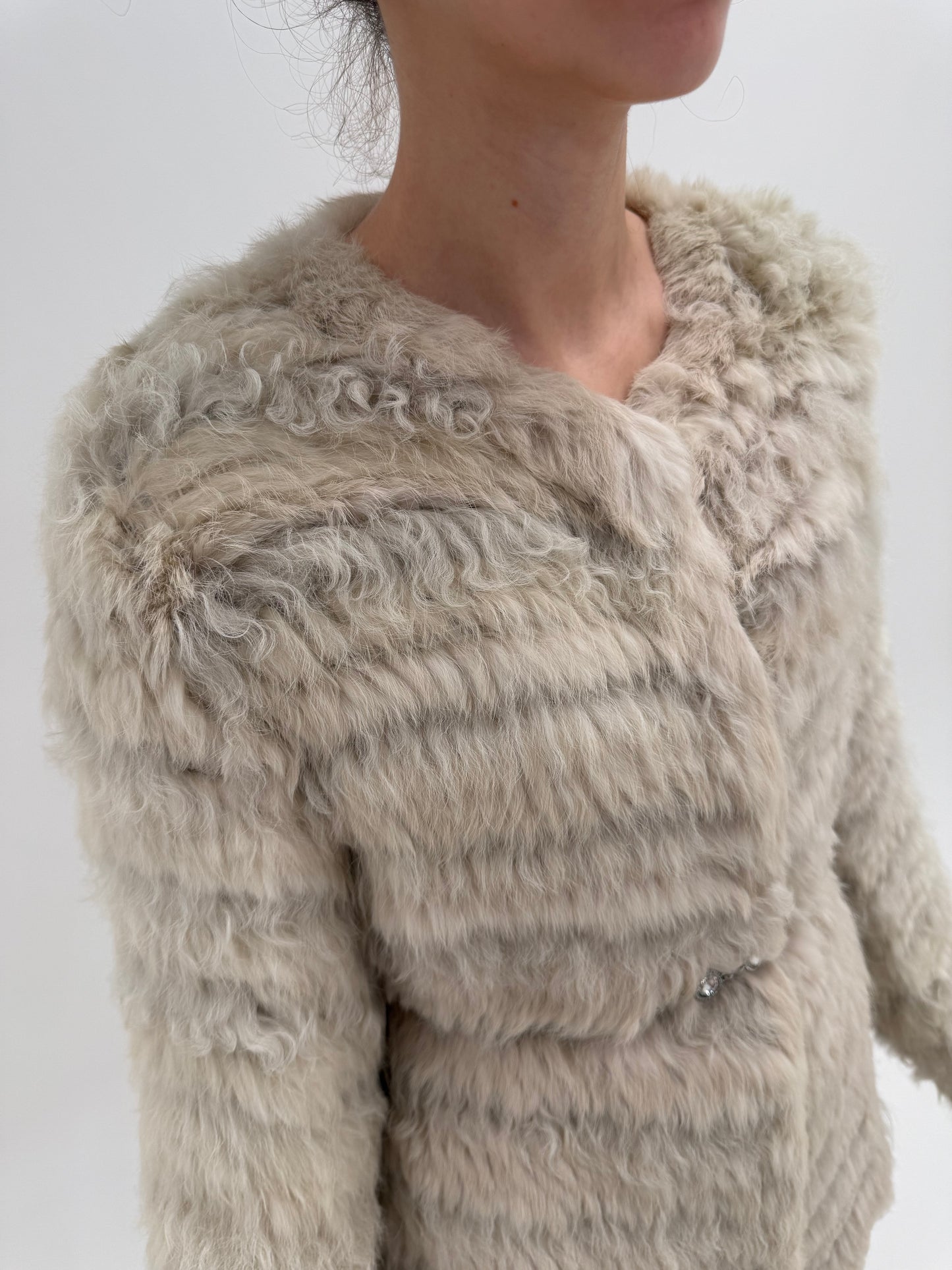 Blană naturală shearling clipită cu inserții din blană de iepure