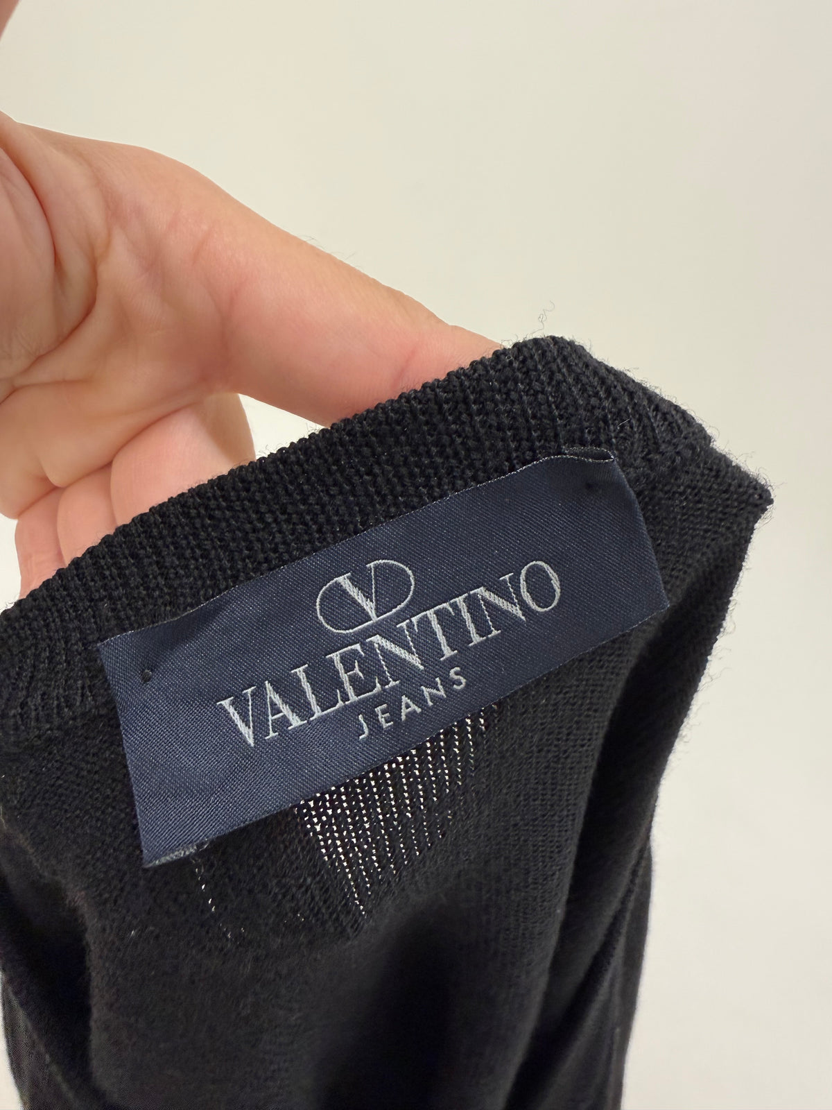 Pulover Valentino negru petite în anchior din lana merino extrafina cu influențe casual