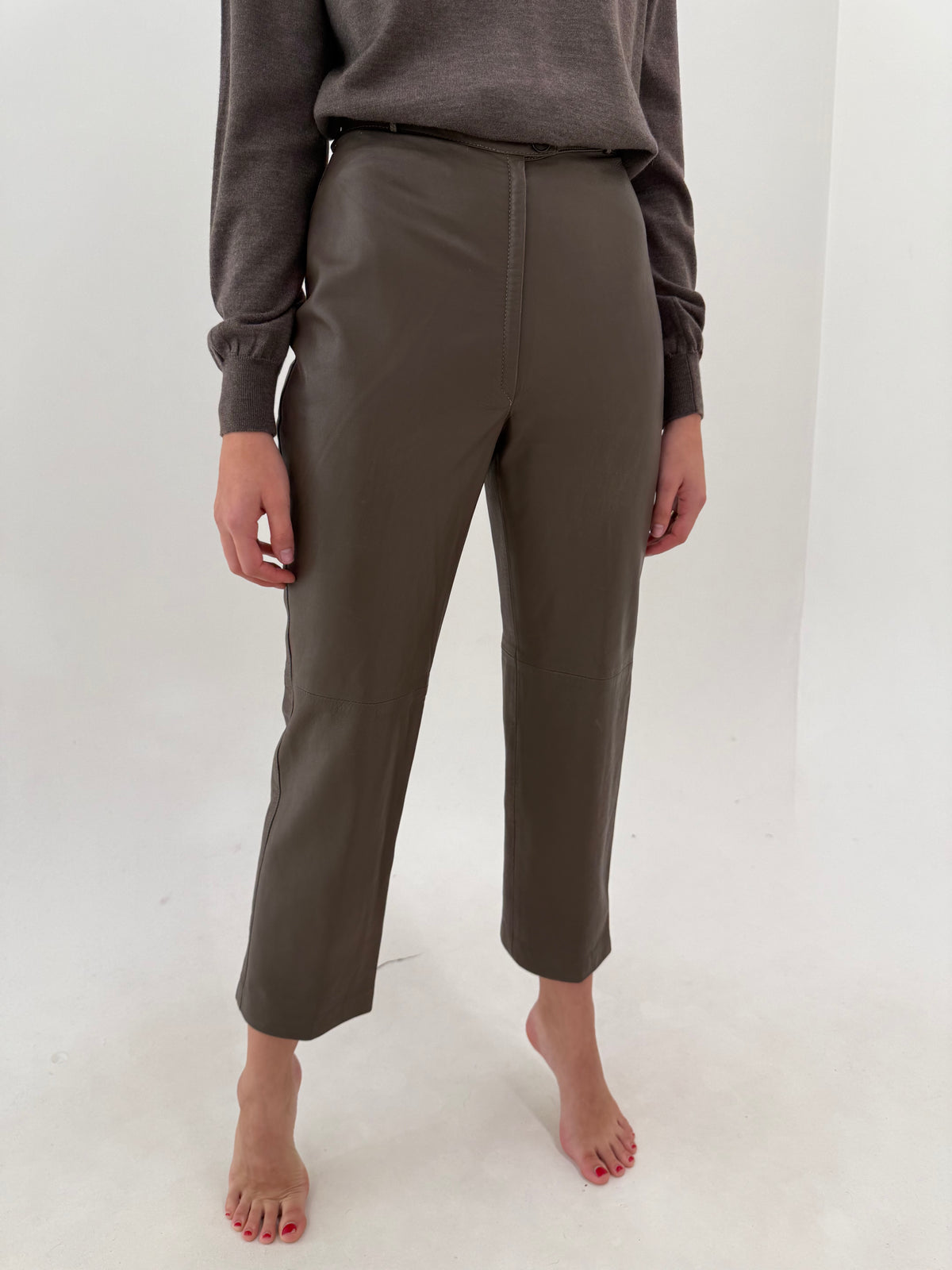 Pantaloni light taupe din piele naturală extrem de moale cu talie ultra înaltă