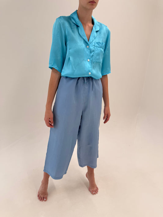 Pantaloni palazzo dusty baby blue din mătase matuala cu talie reglabilă