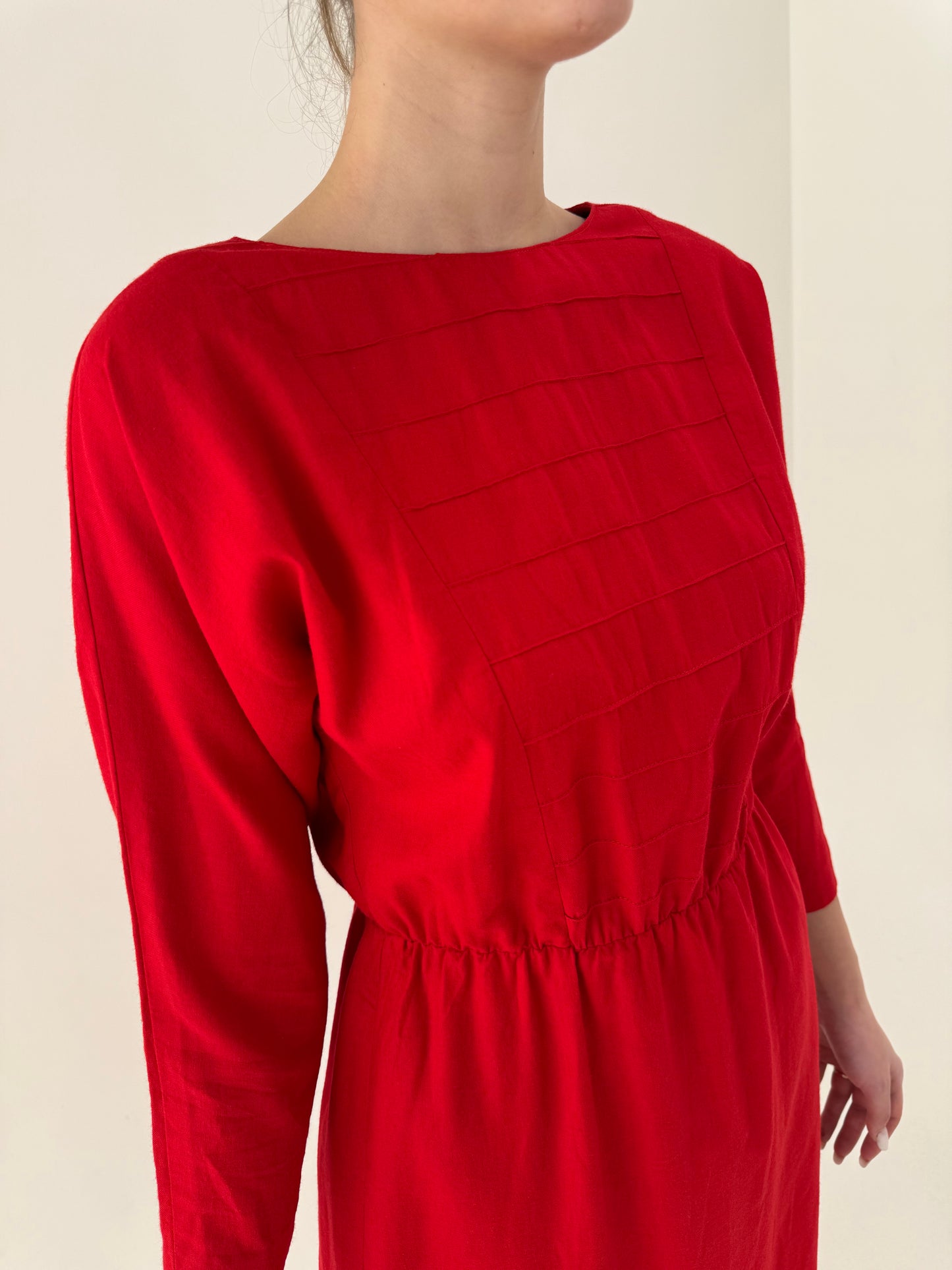 Rochie vintage cherry red cu talie ultra înaltă marcată elastică