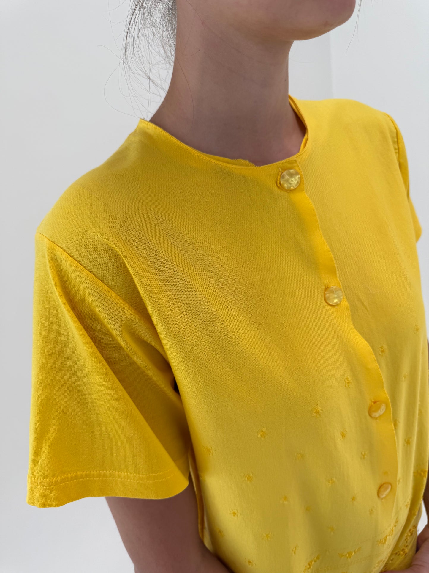 Tricou vintage cu broderie și nasturi decorativi din jerse premium de bumbac
