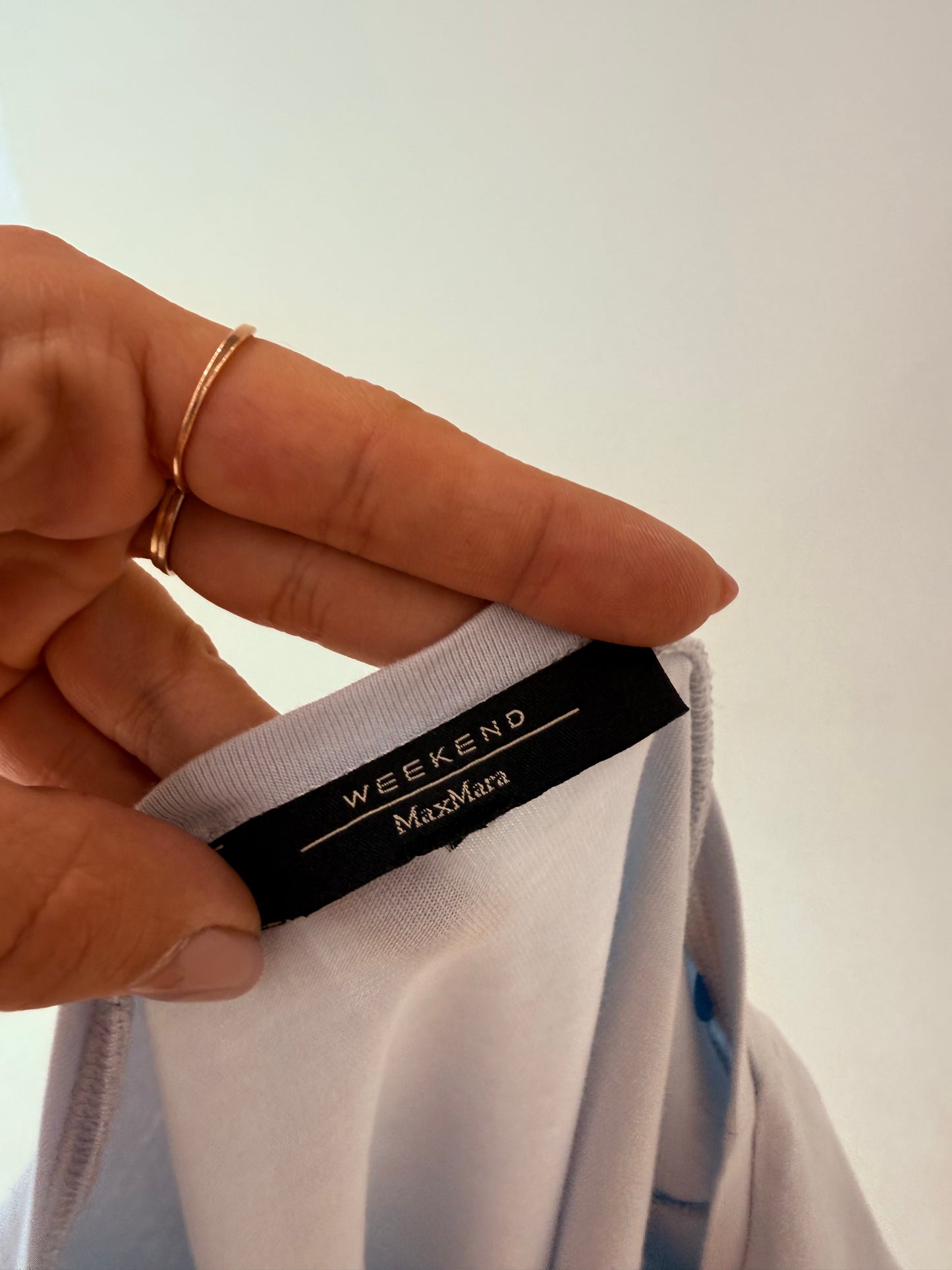 Bluză Max Mara din bumbac baby blue cu decolteu bărcuță