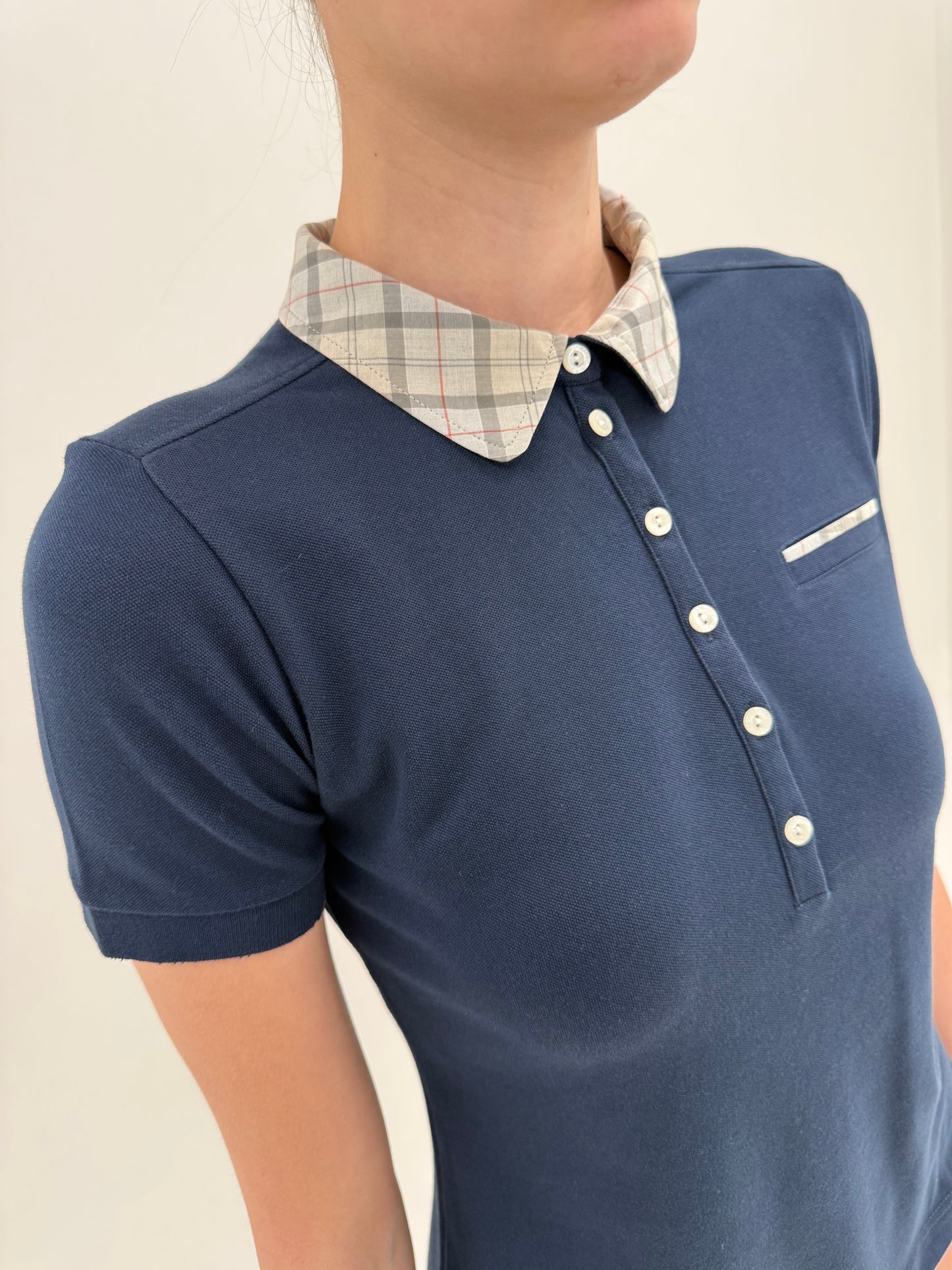 Top polo luxury Barbour Navy cu guler Peter Pan specific brandului