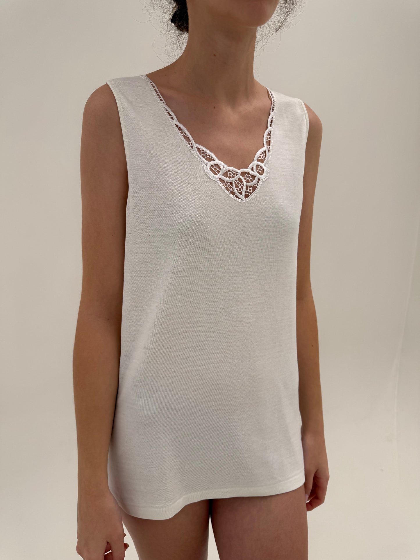 Maieu premium italian din lana extrafina irestringibila