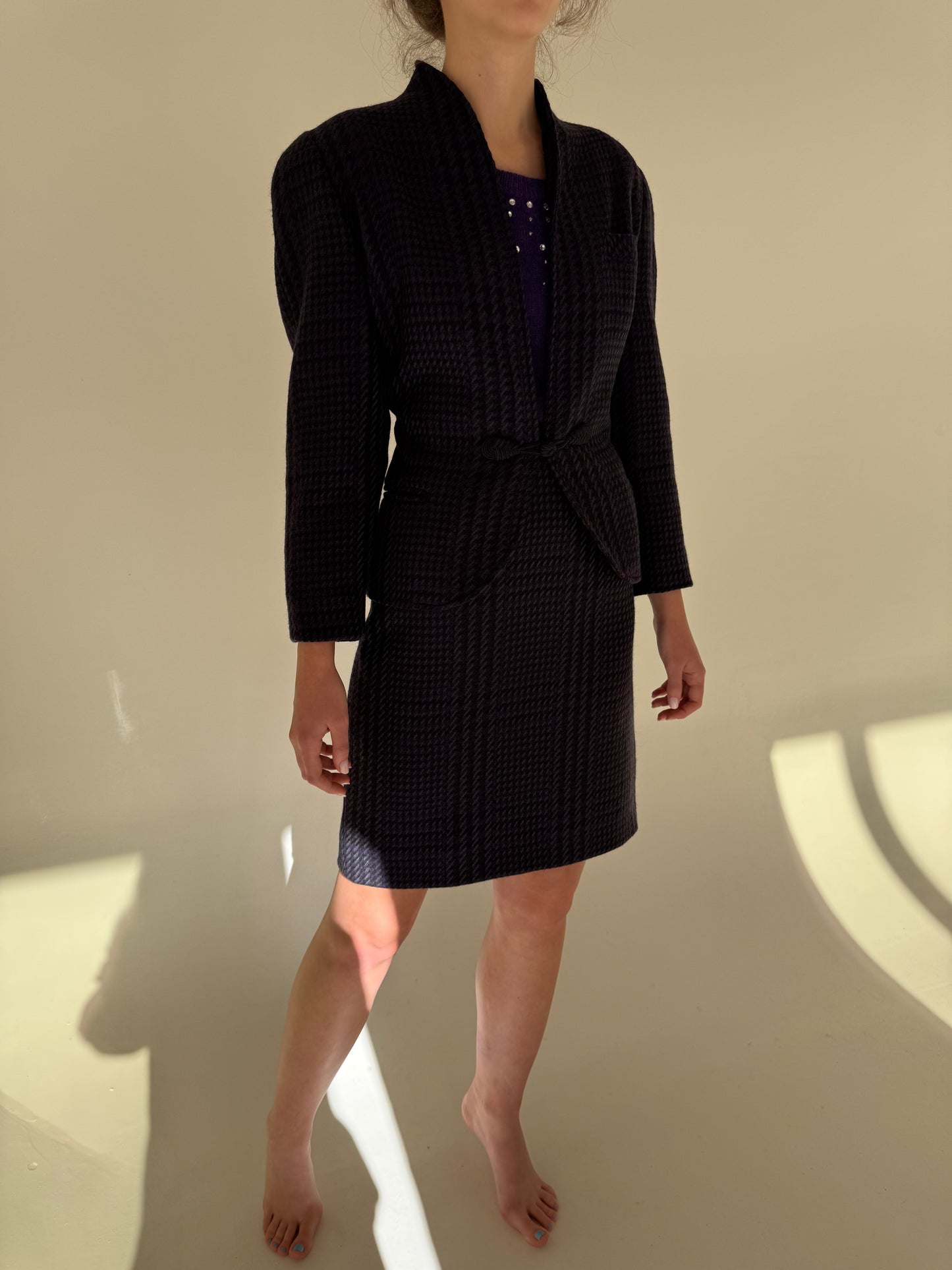 Set vintage din Tartan de lana pied du coq aubergine cu sacou cambrat