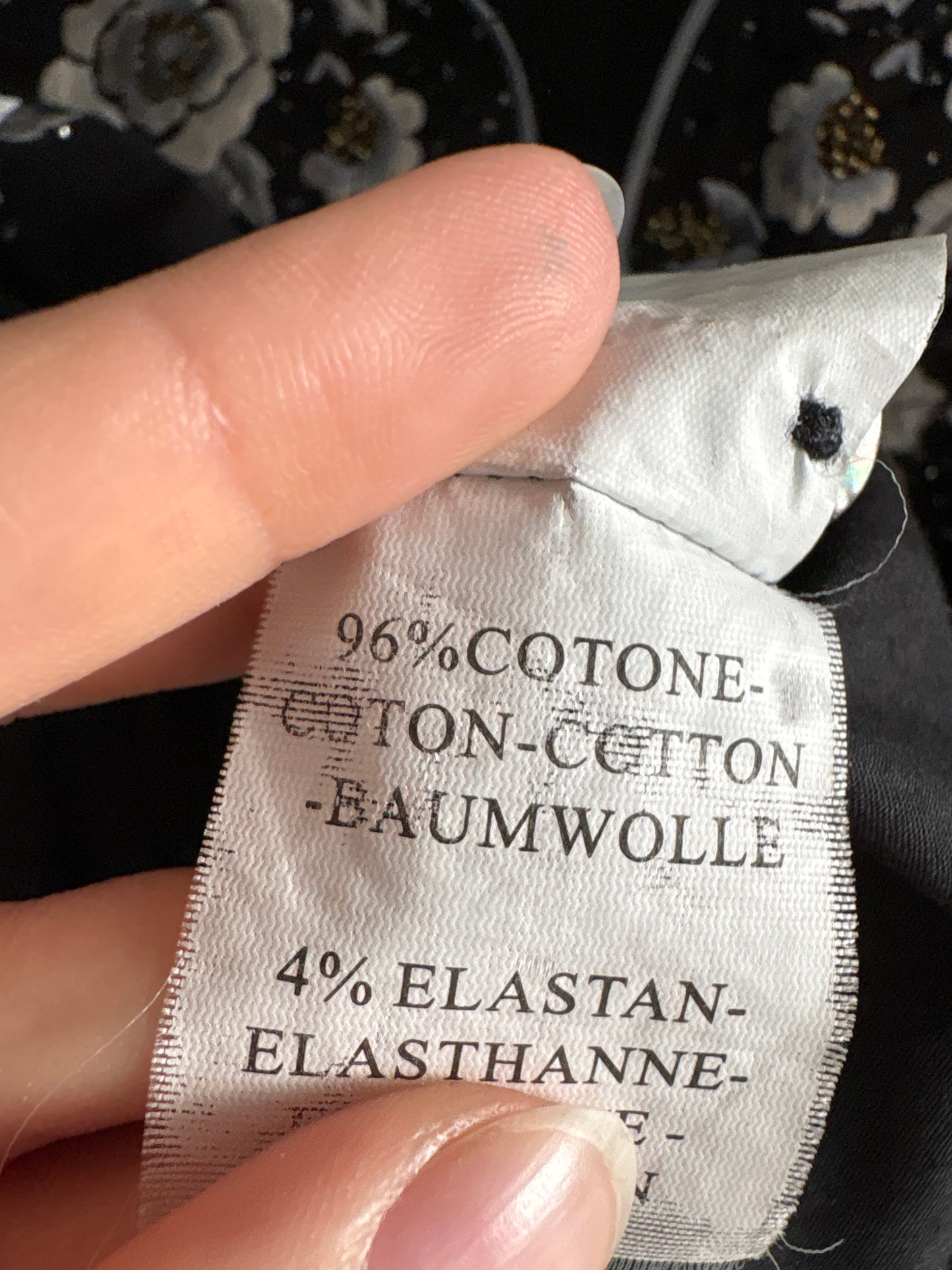 Cămașa excepțională brodată de brand luxury Nara Camicie