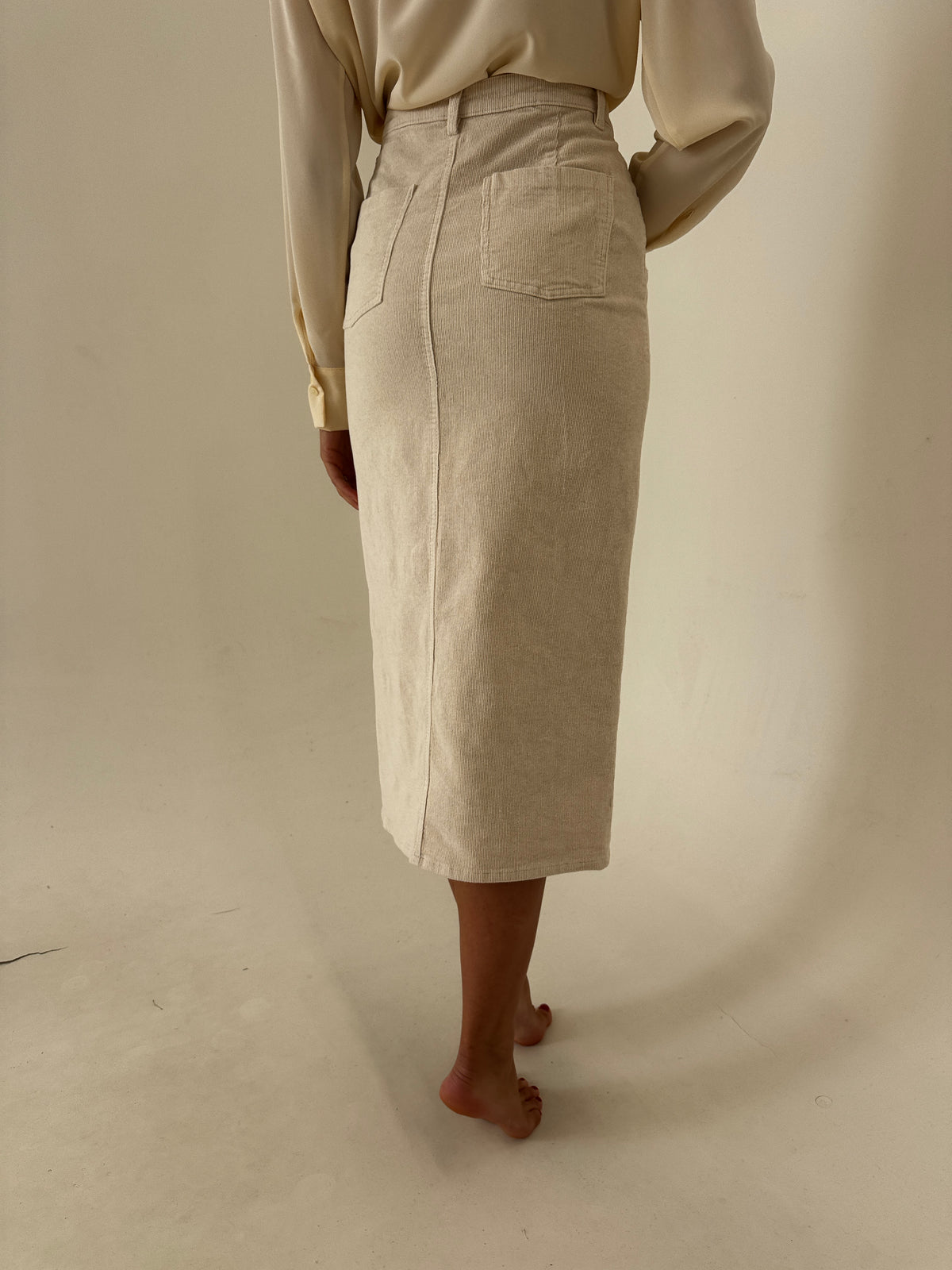 Fustă maxi creion butter white din catifea raiata fin ultra confort modelatoare