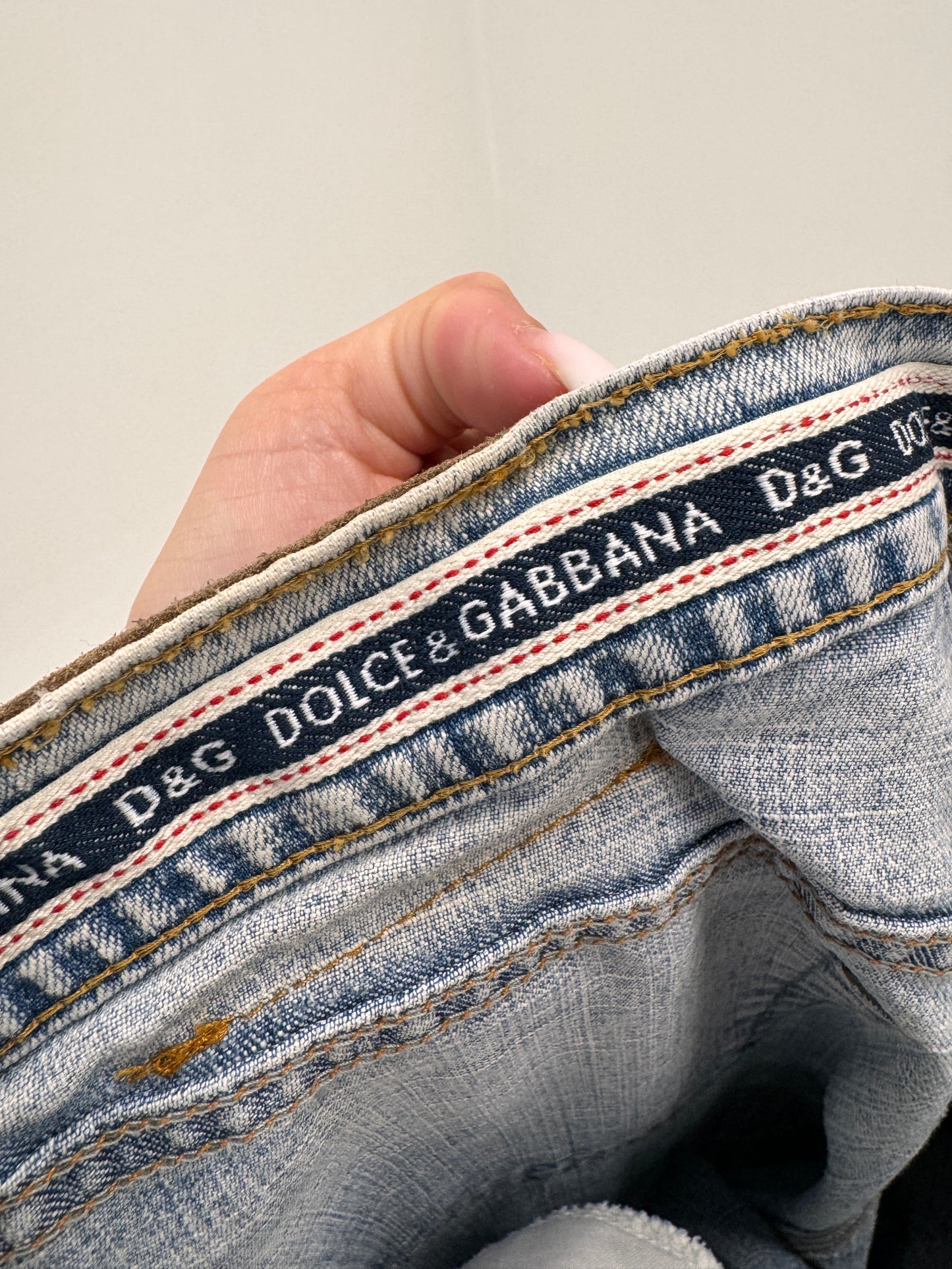 Jeans vintage Dolce&Gabbana de vară light wash evazat în croi super în trend