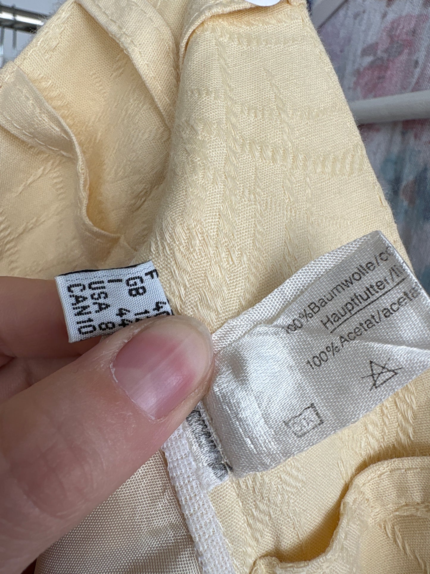 Fustă vintage din pânză butter yellow cu talie ultra marcată super inalga