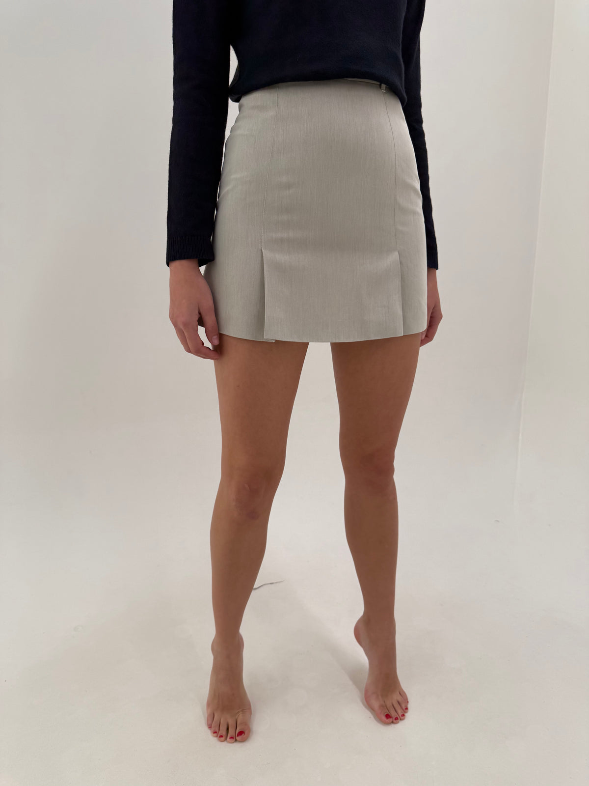 Fustă Prada mini off white din stofita cu talie ultra înaltă marcată