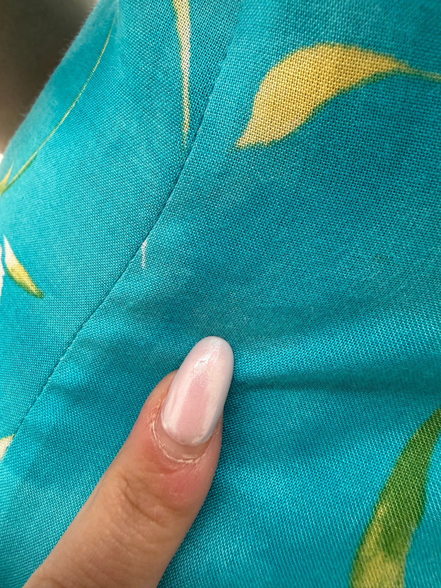Rochie maxi turcoaz cu print floral lavandă cu talie reglabilă marcată