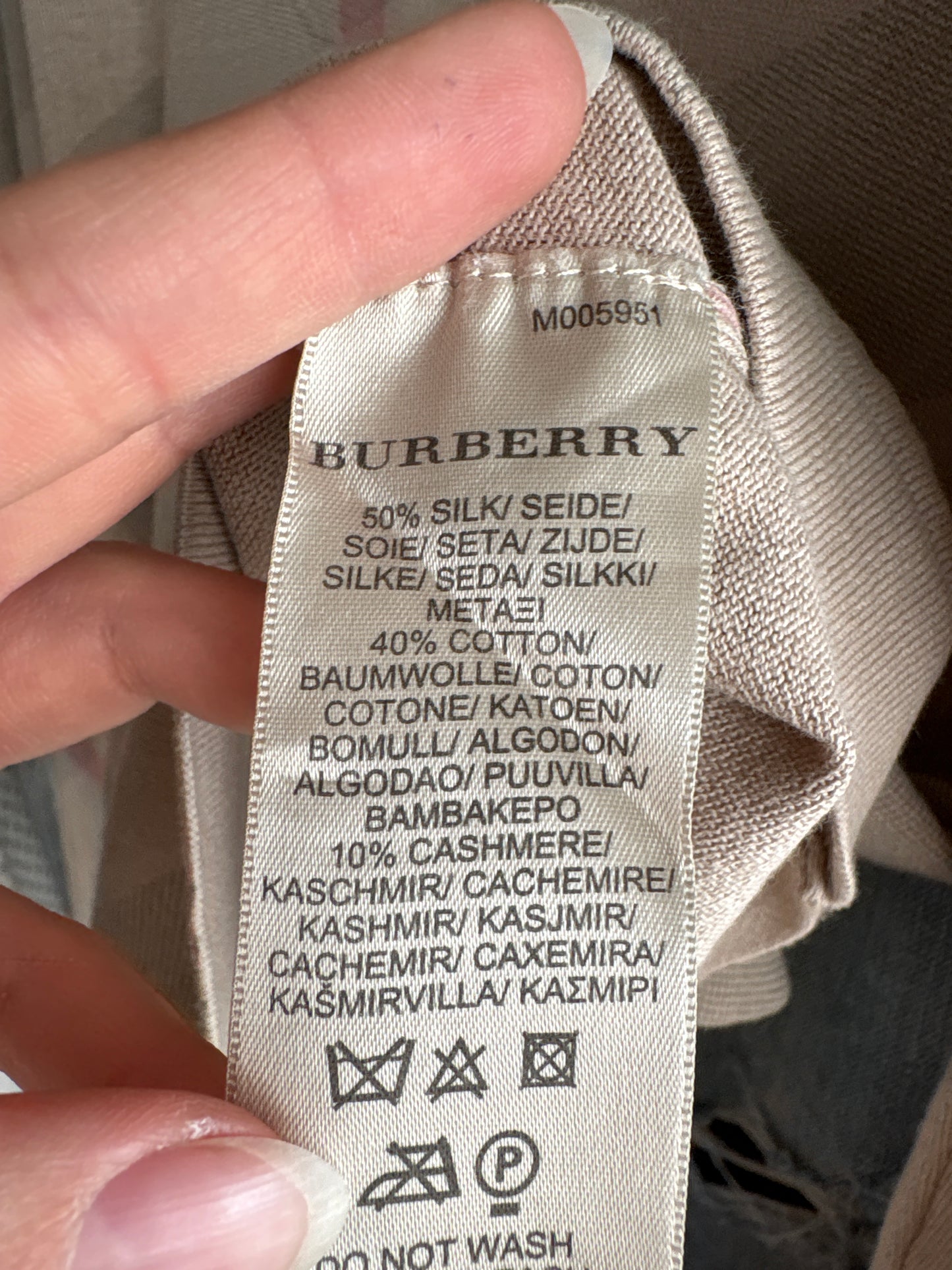 Soft knit Burberry din mătase naturală și bumbac cu printul specific brandului