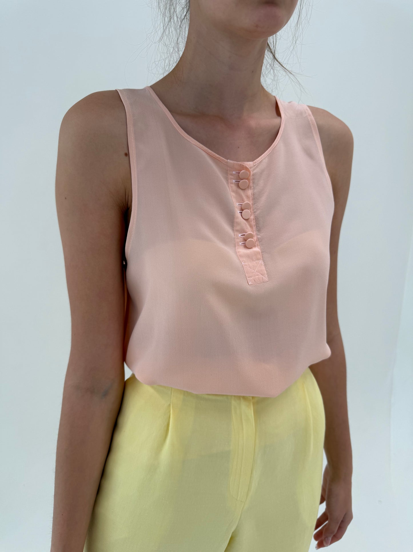 Top salmon pink in croi minimalist din mătase naturală